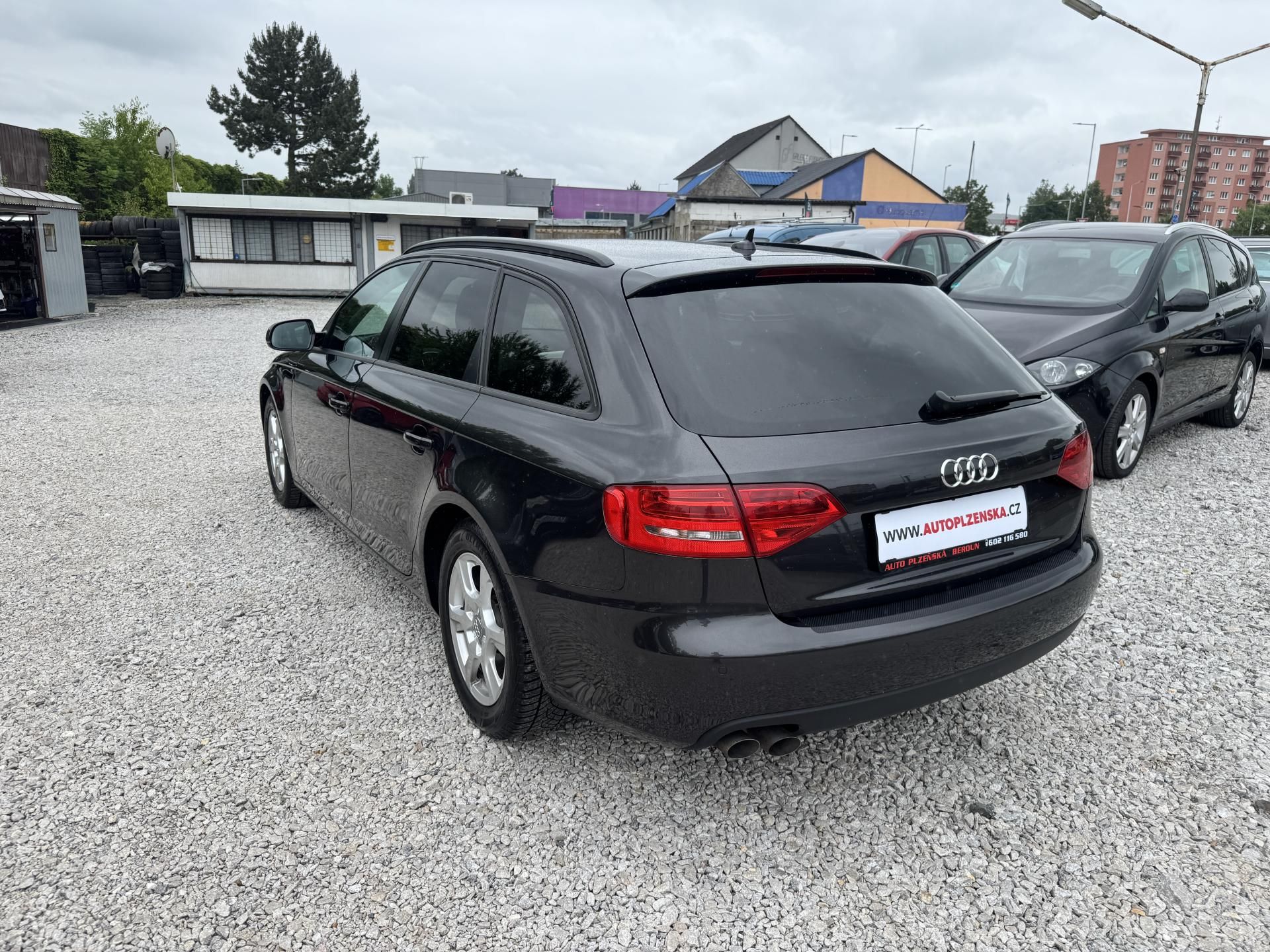 Audi A4 Avant, 2.0TDi,SERVISKA,2SADY ALU - fotka 6