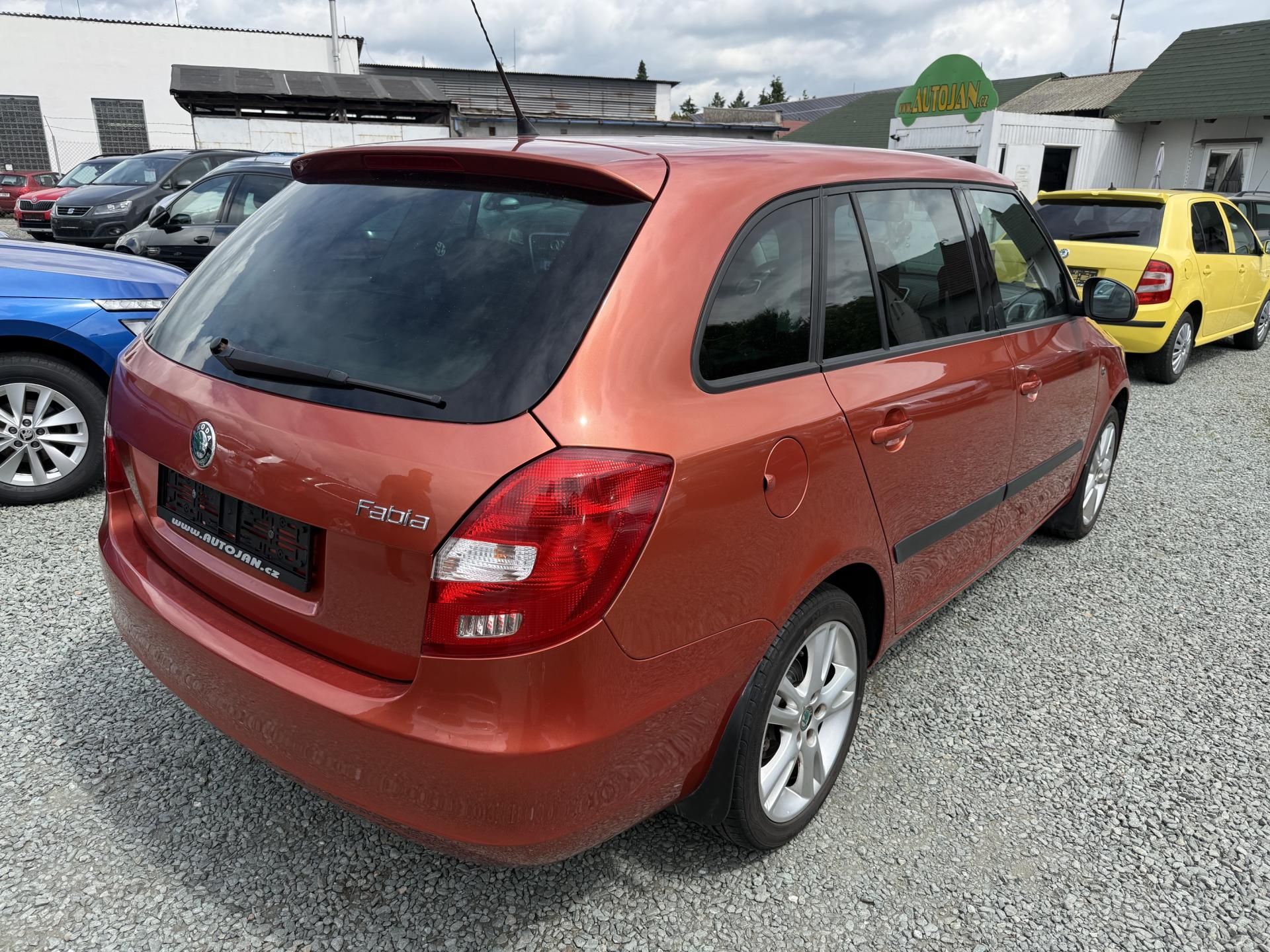 Škoda Fabia, 1.6 16V SPORT KOMBI - fotka 6