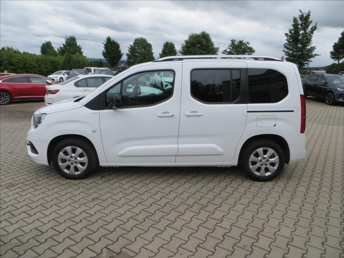Opel Combo, 1,5 CDTI 96kW Life Edition Plu - fotka 4