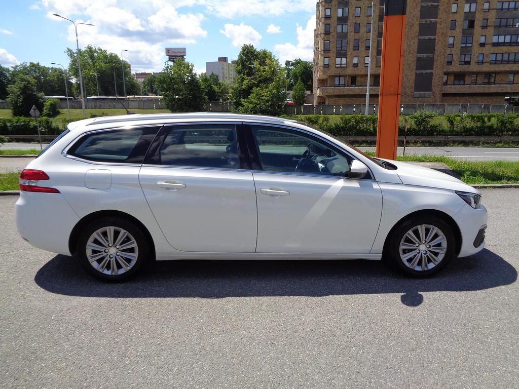 Peugeot 308, SW 1.6 HDi KOUPENO ČR PANORAMA - fotka 5