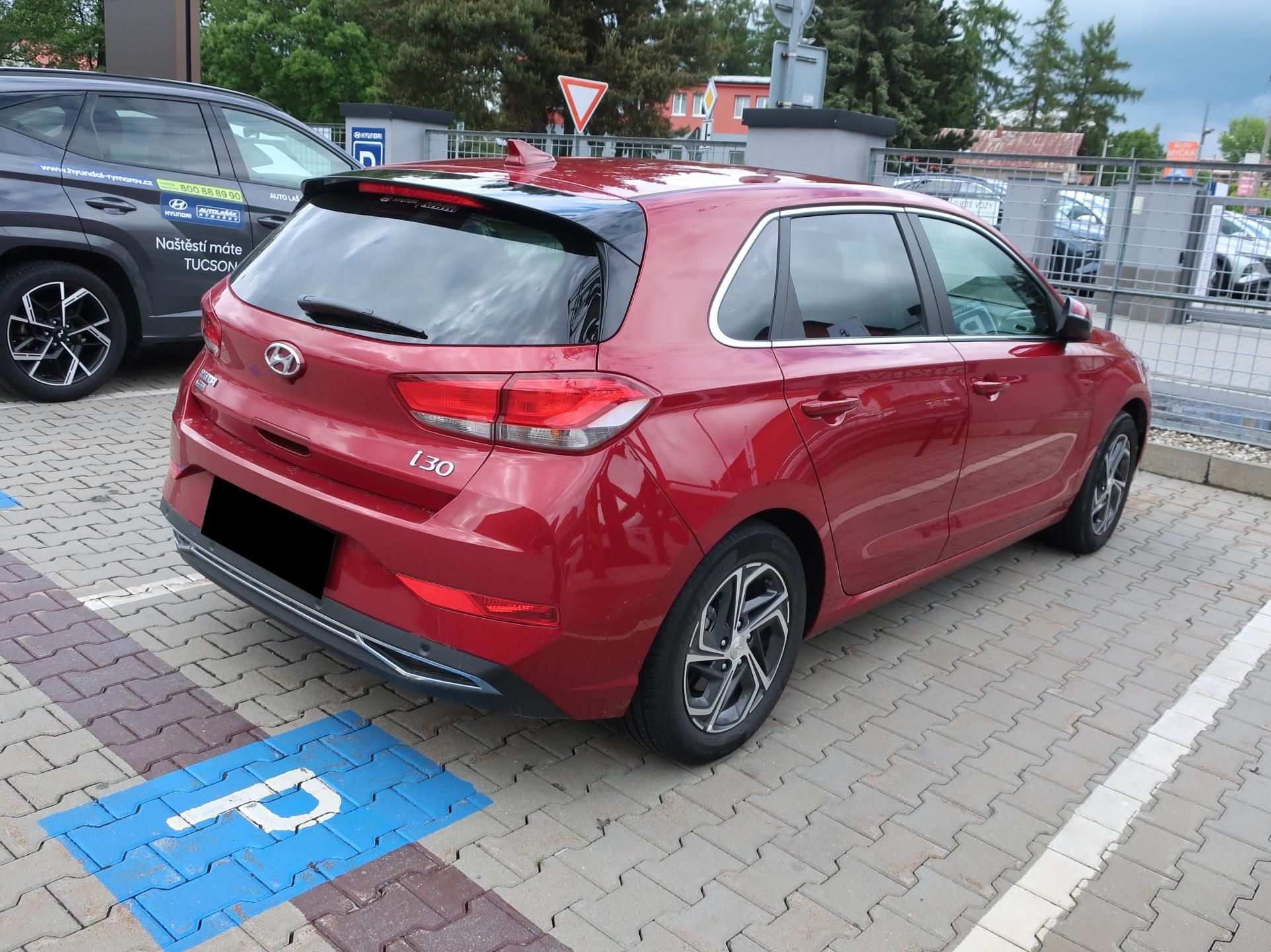 Hyundai i30, HB 1.5DPI 81kW SMART NAVI - fotka 4
