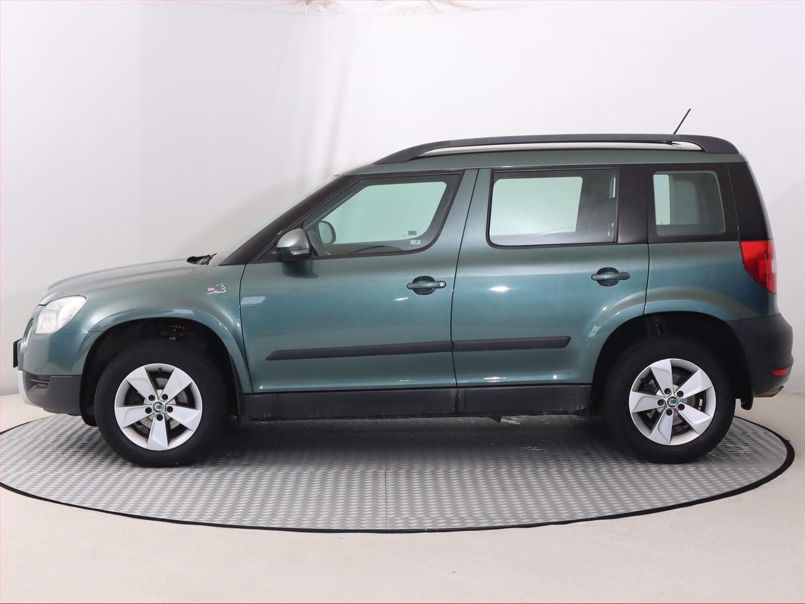Škoda Yeti, 2.0 TDI, 4X4, Serv.kniha - fotka 3