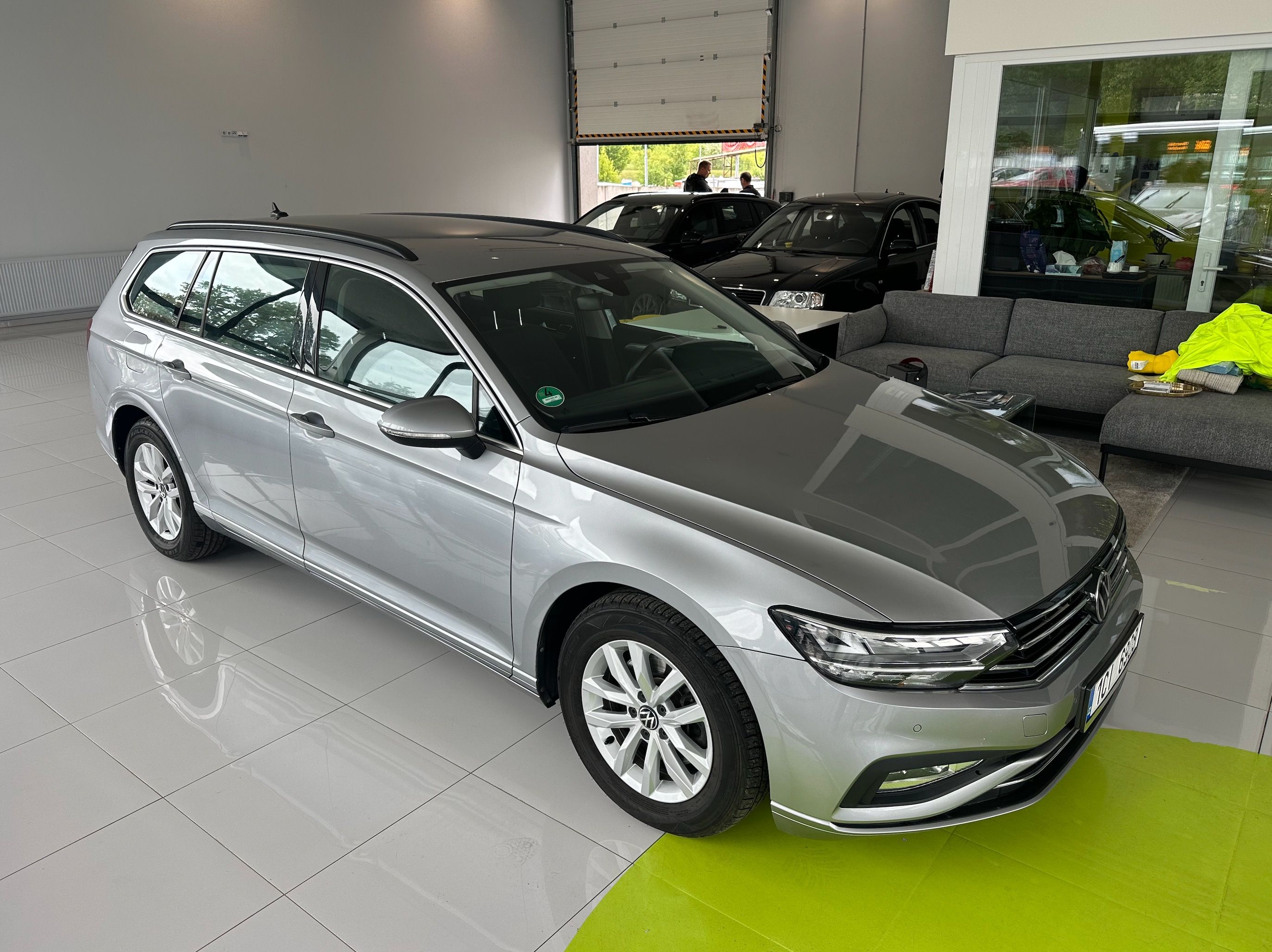 Volkswagen Passat, 2.0 DIESEL - fotka 3