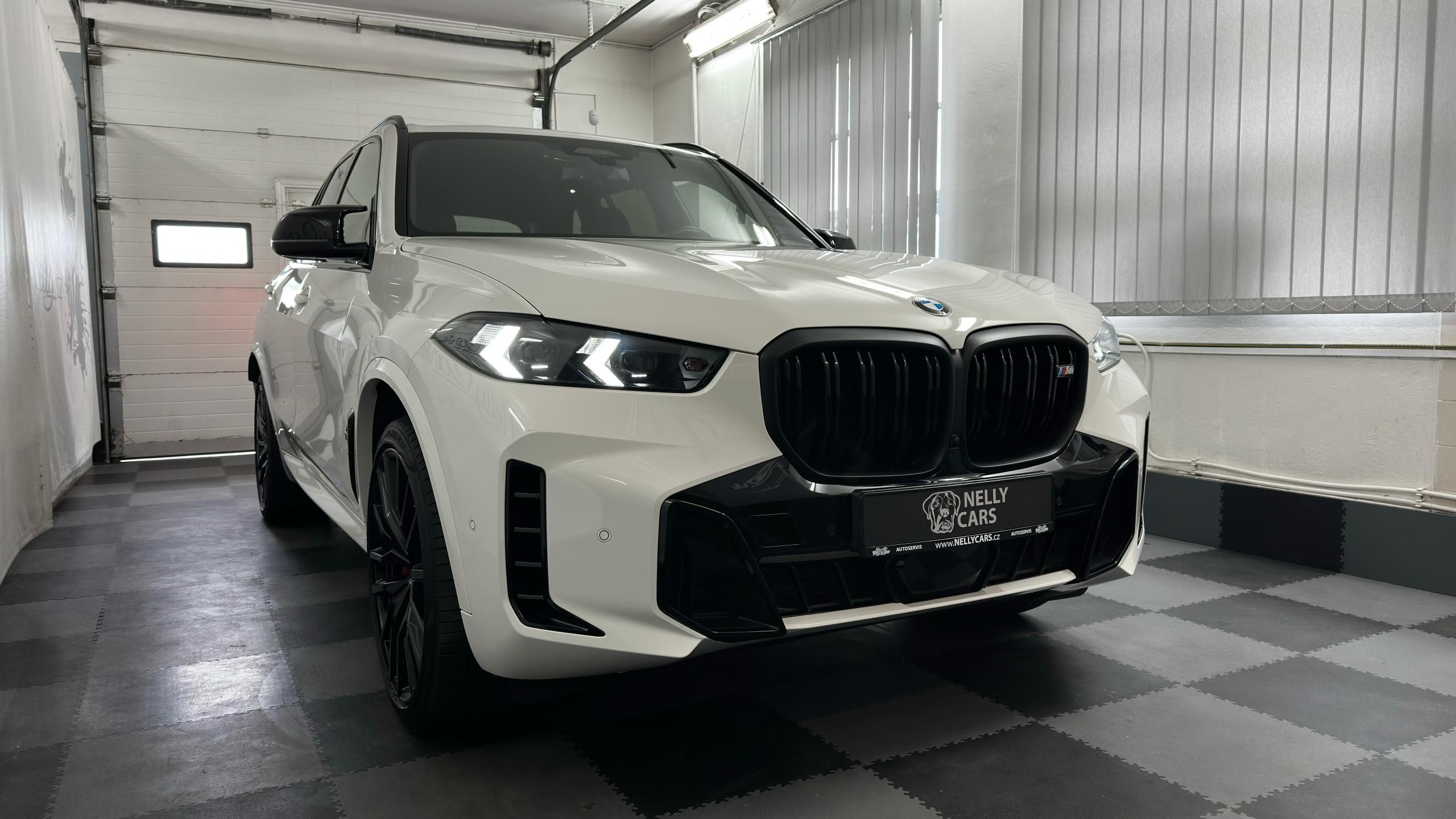 BMW X5, M60i / ZÁRUKA / TOP STAV