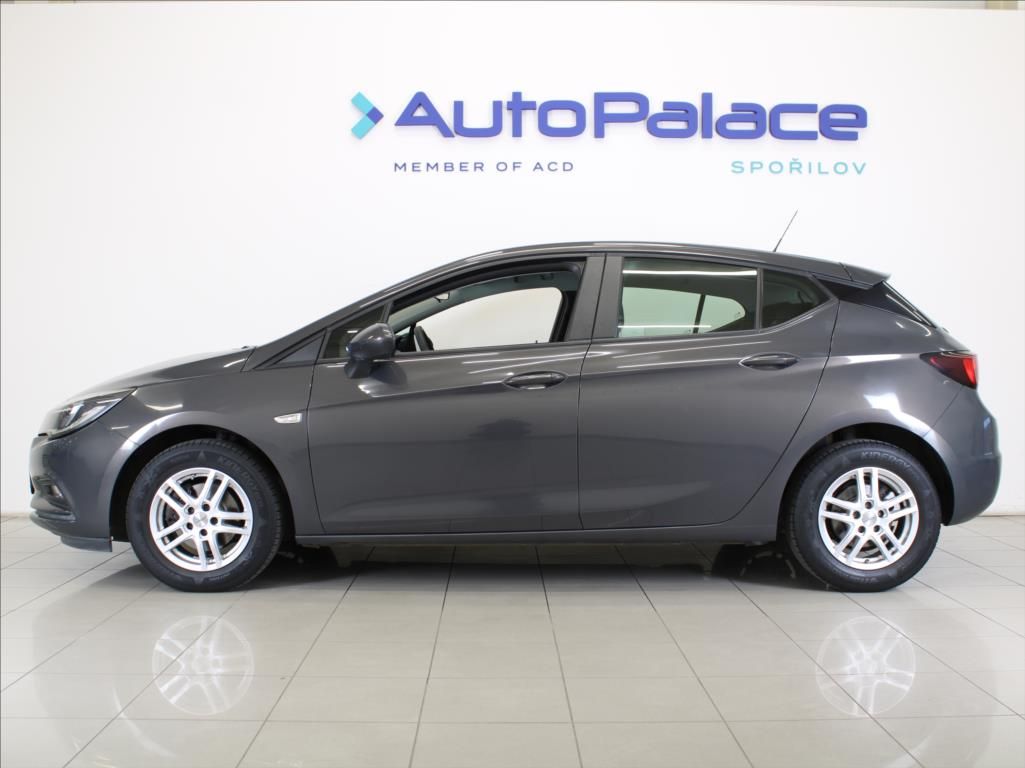 Opel Astra, 1,4 i 74kW 2.maj.ČR 127tkm. - fotka 5