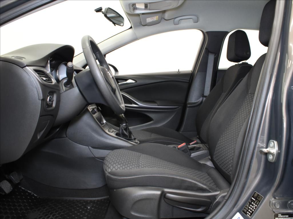 Opel Astra, 1,4 i 74kW 2.maj.ČR 127tkm. - fotka 6