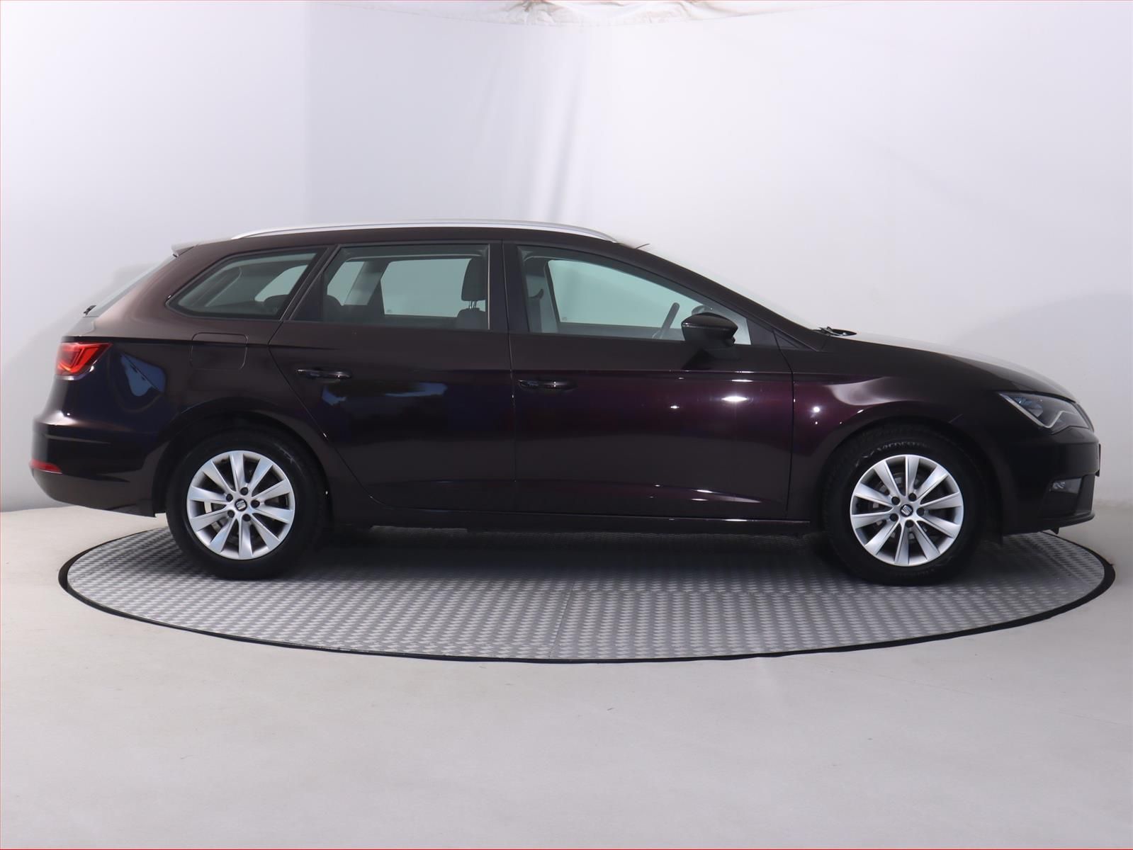 Seat Leon, 1.4 TSI, Serv.kniha - fotka 6