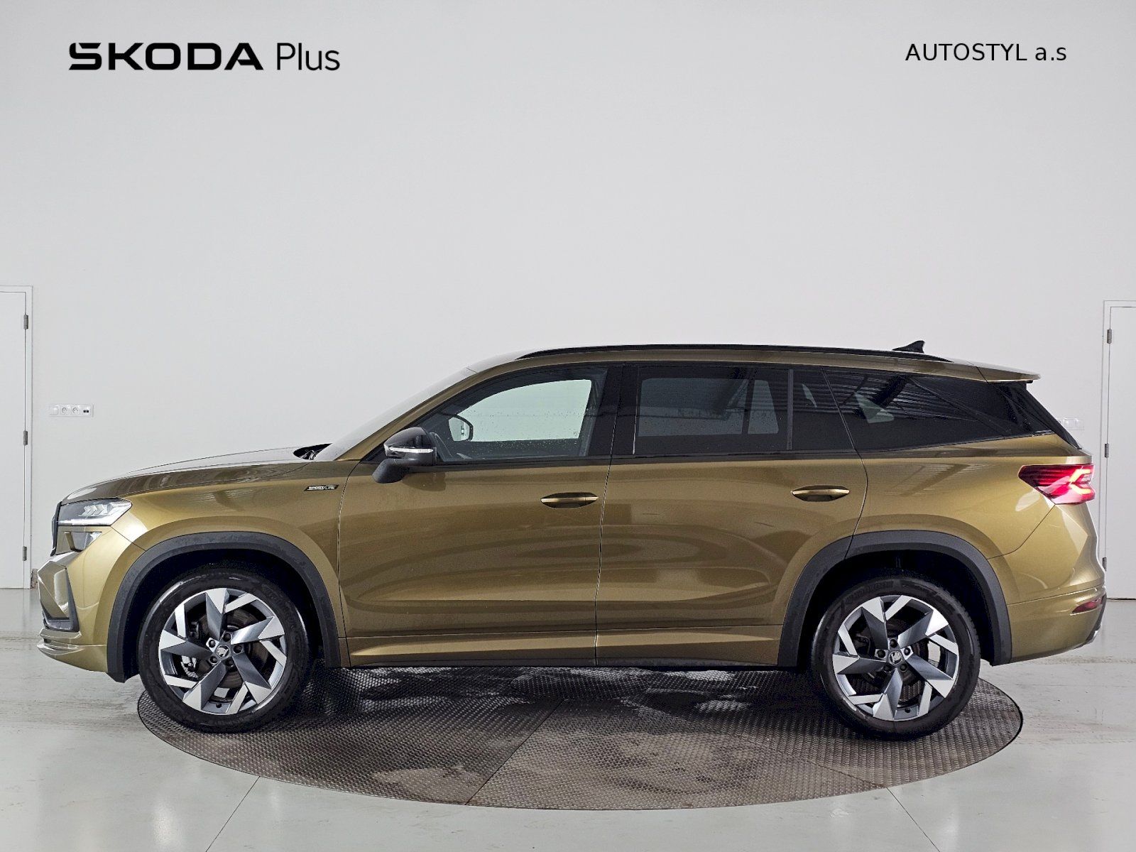 Škoda Kodiaq, 2.0TDi 142kW 4X4 DSG SPORTLINE - fotka 3