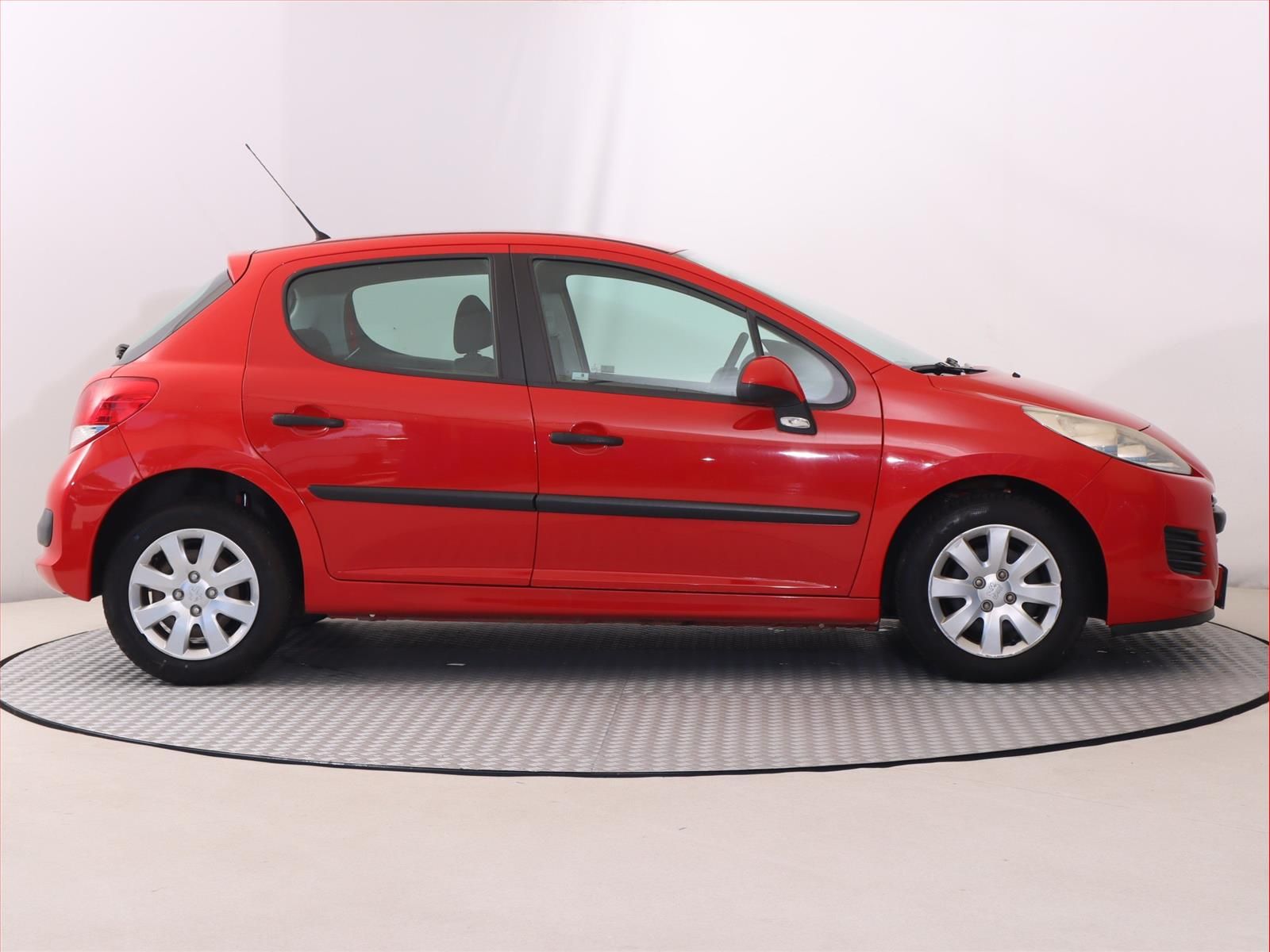 Peugeot 207, 1.4, Serv.kniha, v provozu - fotka 6