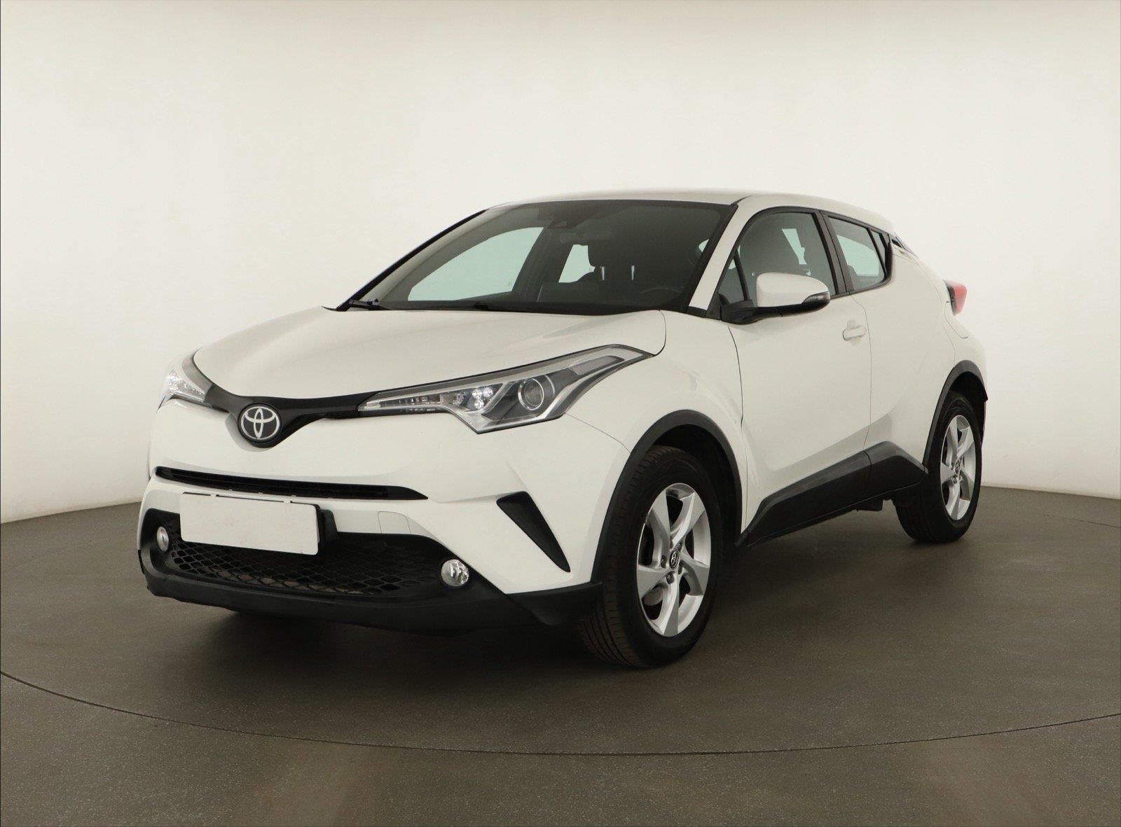 Toyota C-HR, 1.2 Turbo, ČR,1.maj - fotka 2