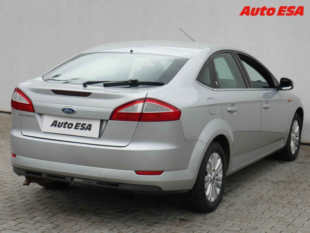 Ford Mondeo, 2.0 - fotka 4