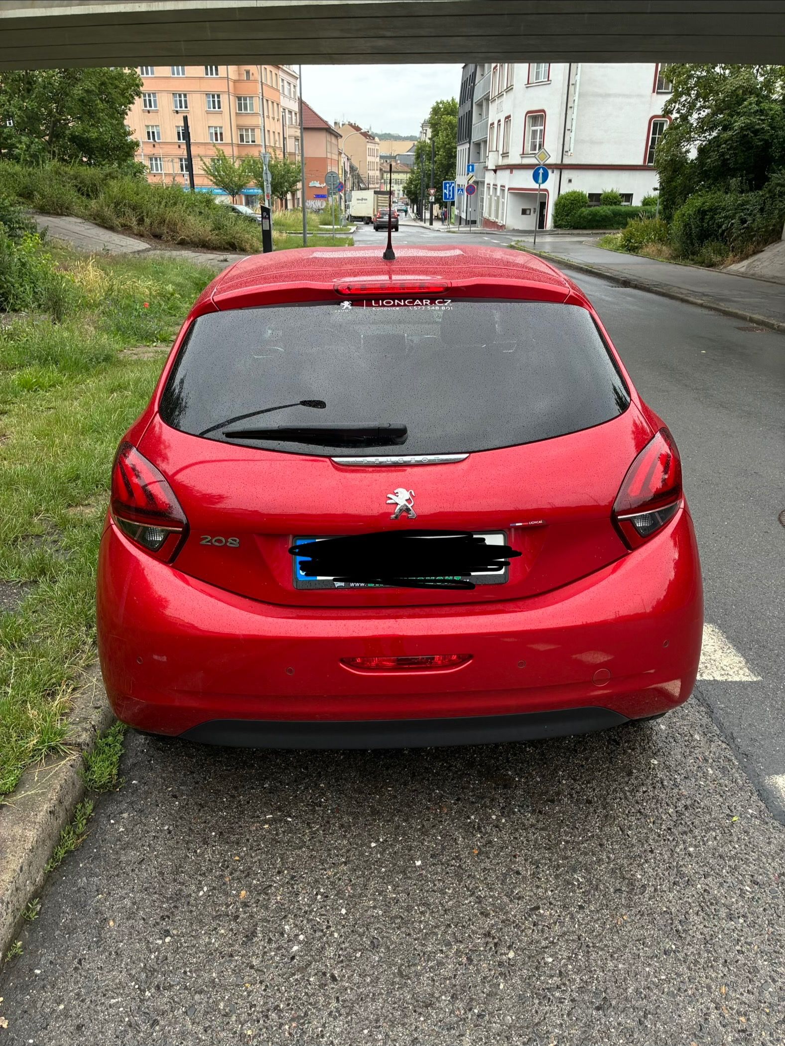 Peugeot 208, Signature 1.2 PureTech - fotka 2