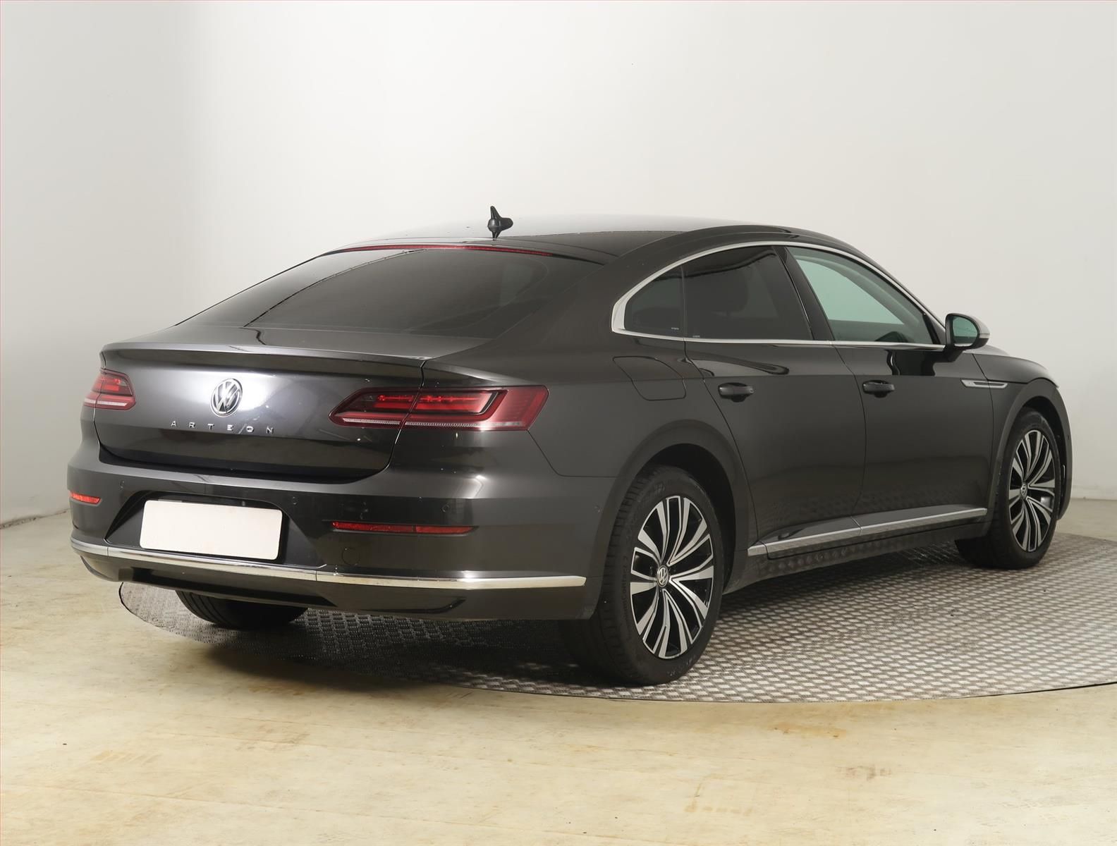 Volkswagen Arteon, 2.0 TDI, Elegance, Automat - fotka 5