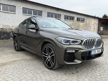 BMW X6 40d, DPH, CZ, M sport