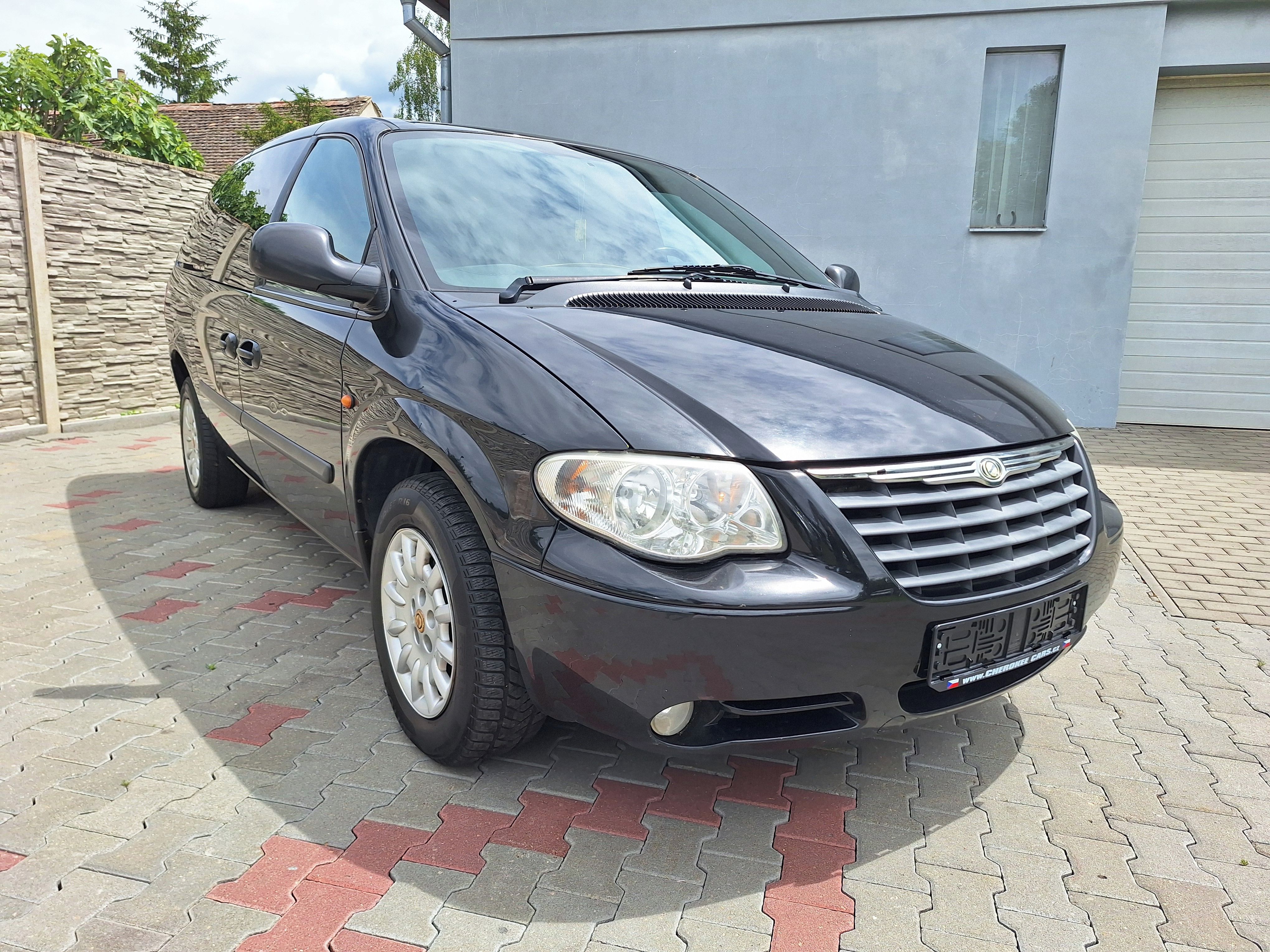 Chrysler Grand Voyager, 2,8CRD 110kW,tažné,7míst - fotka 4