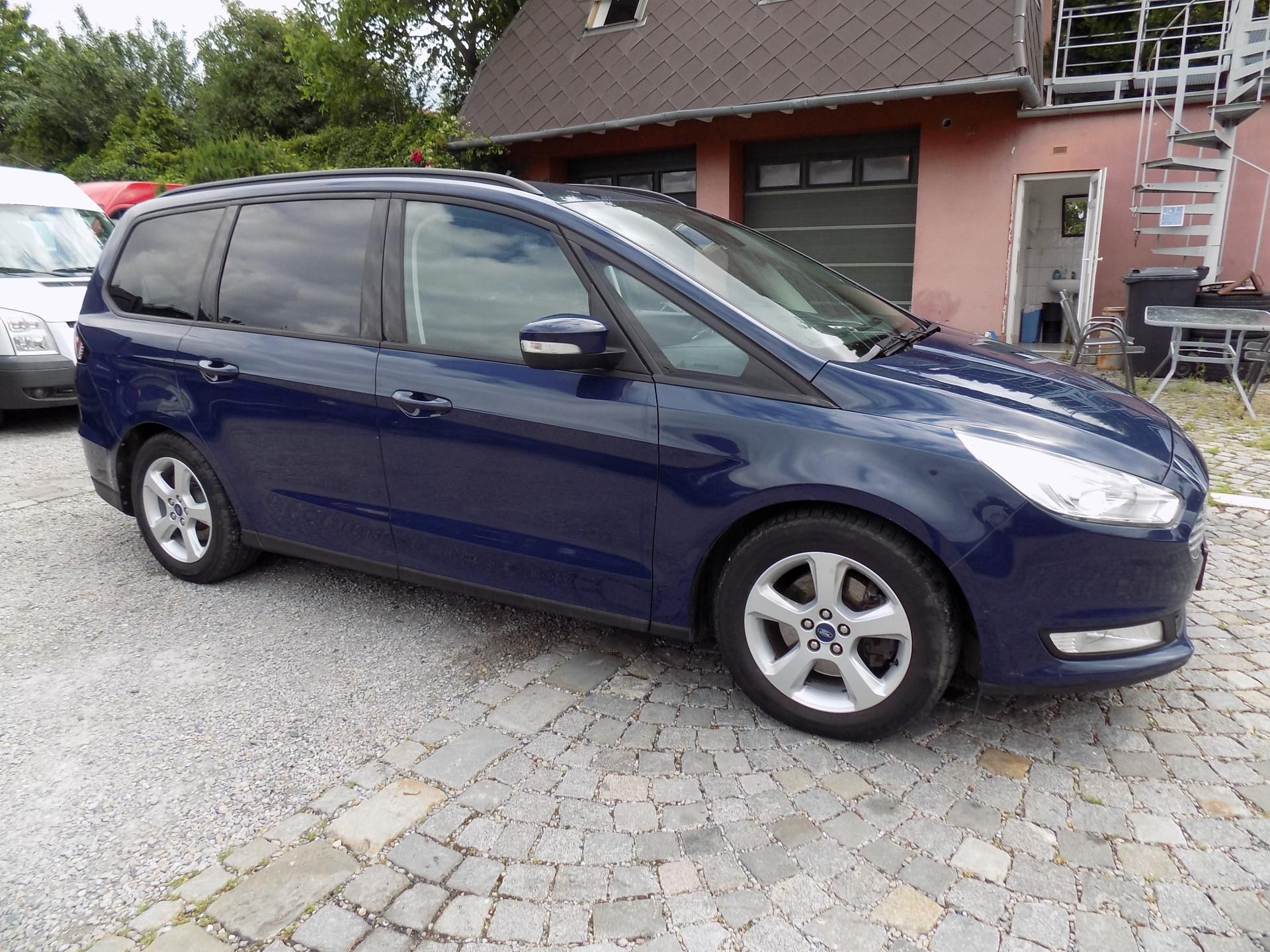 Ford Galaxy, 2,0 TDCI 132 KW NAVI 7 MÍST - fotka 6
