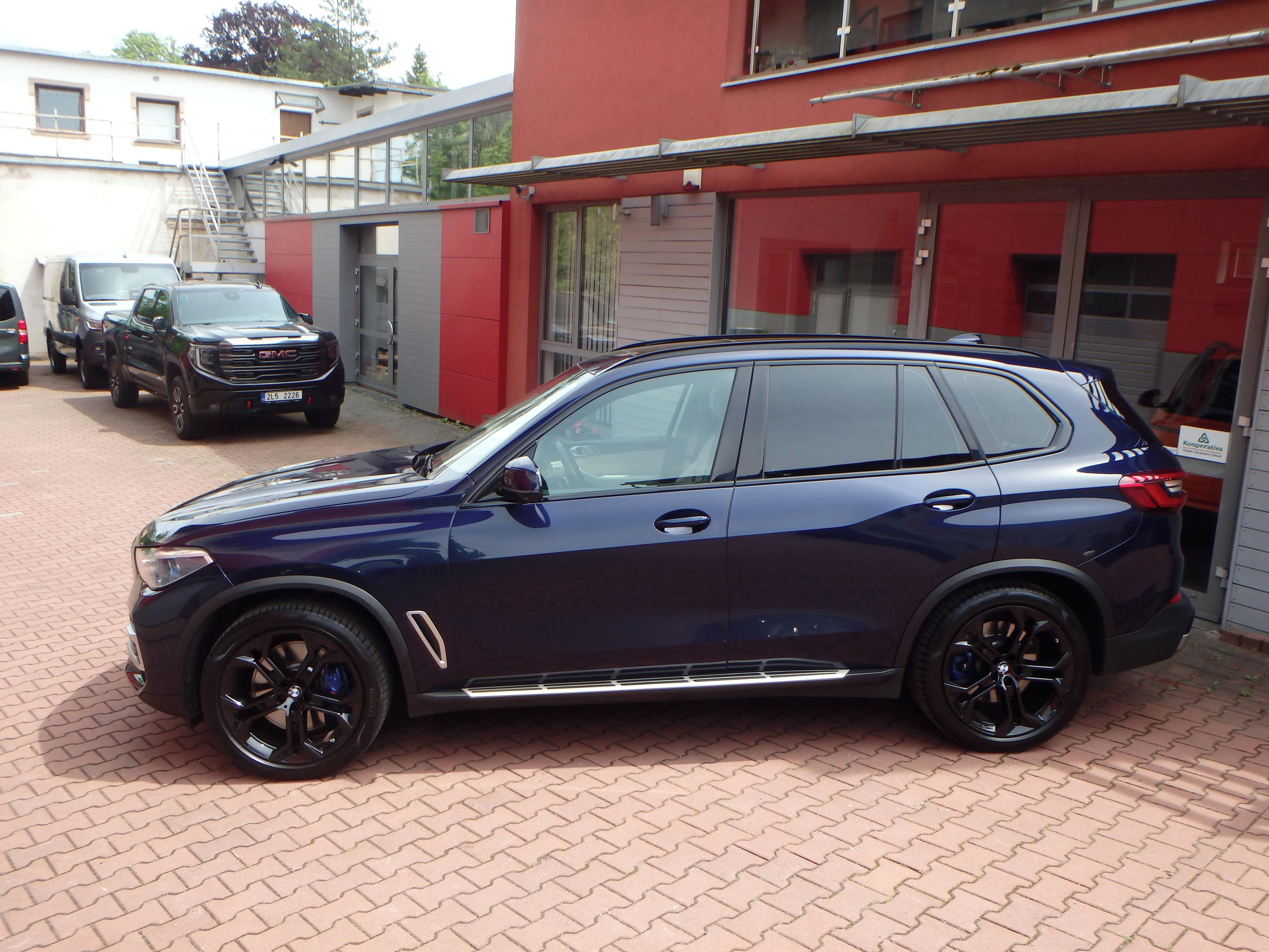 BMW X5, 3.0 da ,X-Line,INDIVIDUAL,AHK - fotka 6