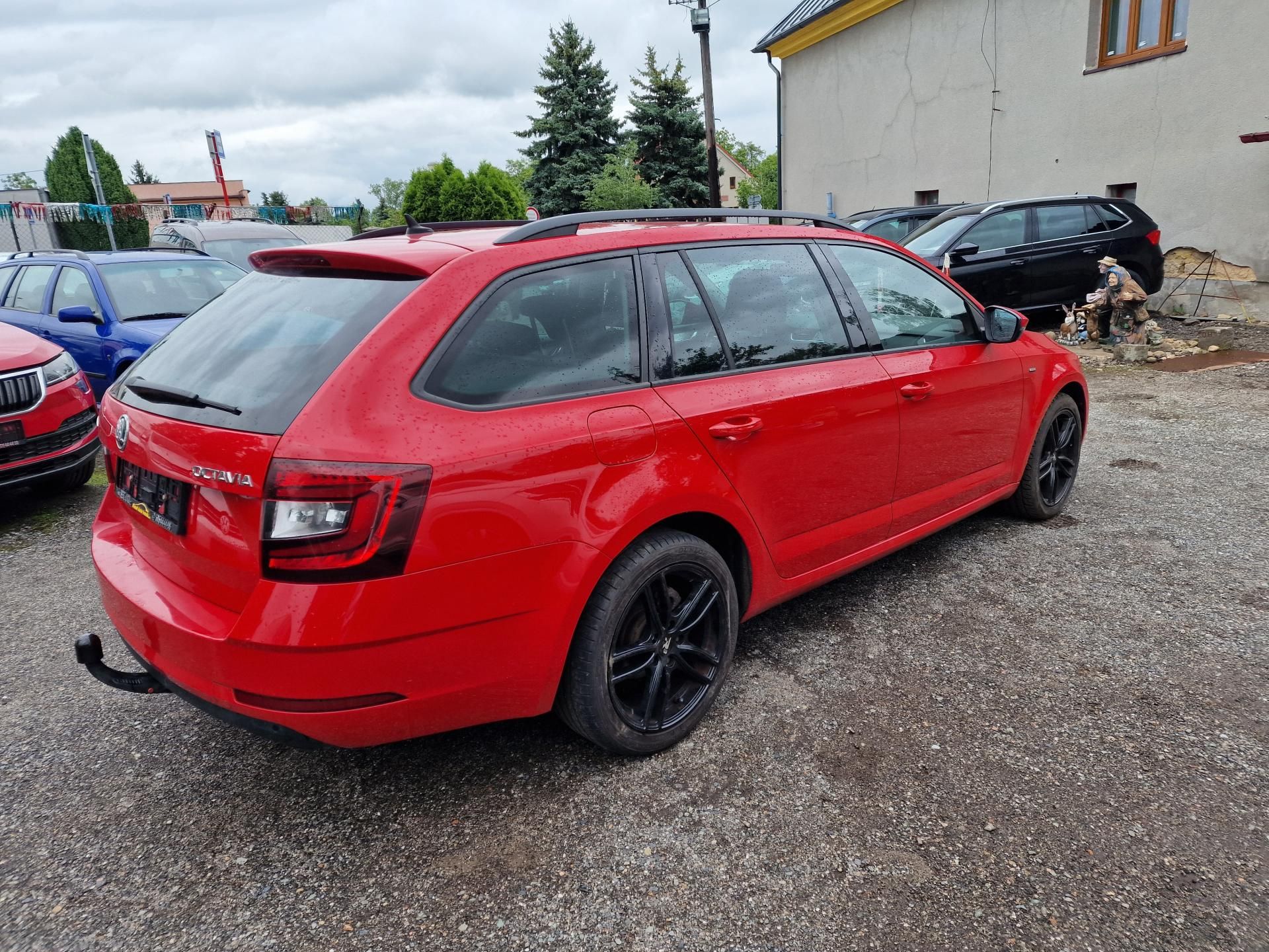 Škoda Octavia, 1,6TDI 85KW DRIVE TAŽNÉ - fotka 4