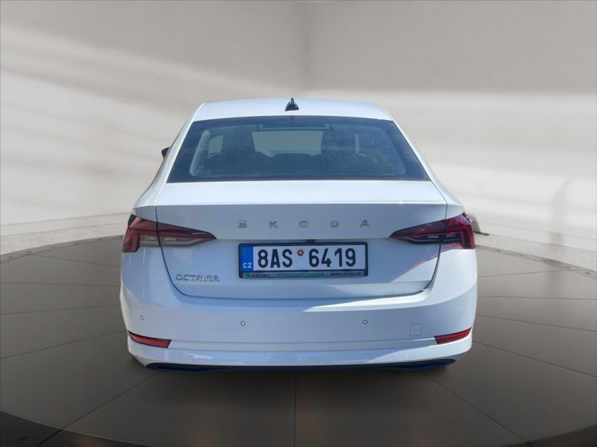 Škoda Octavia, 2,0 TDI 85 Style - fotka 5
