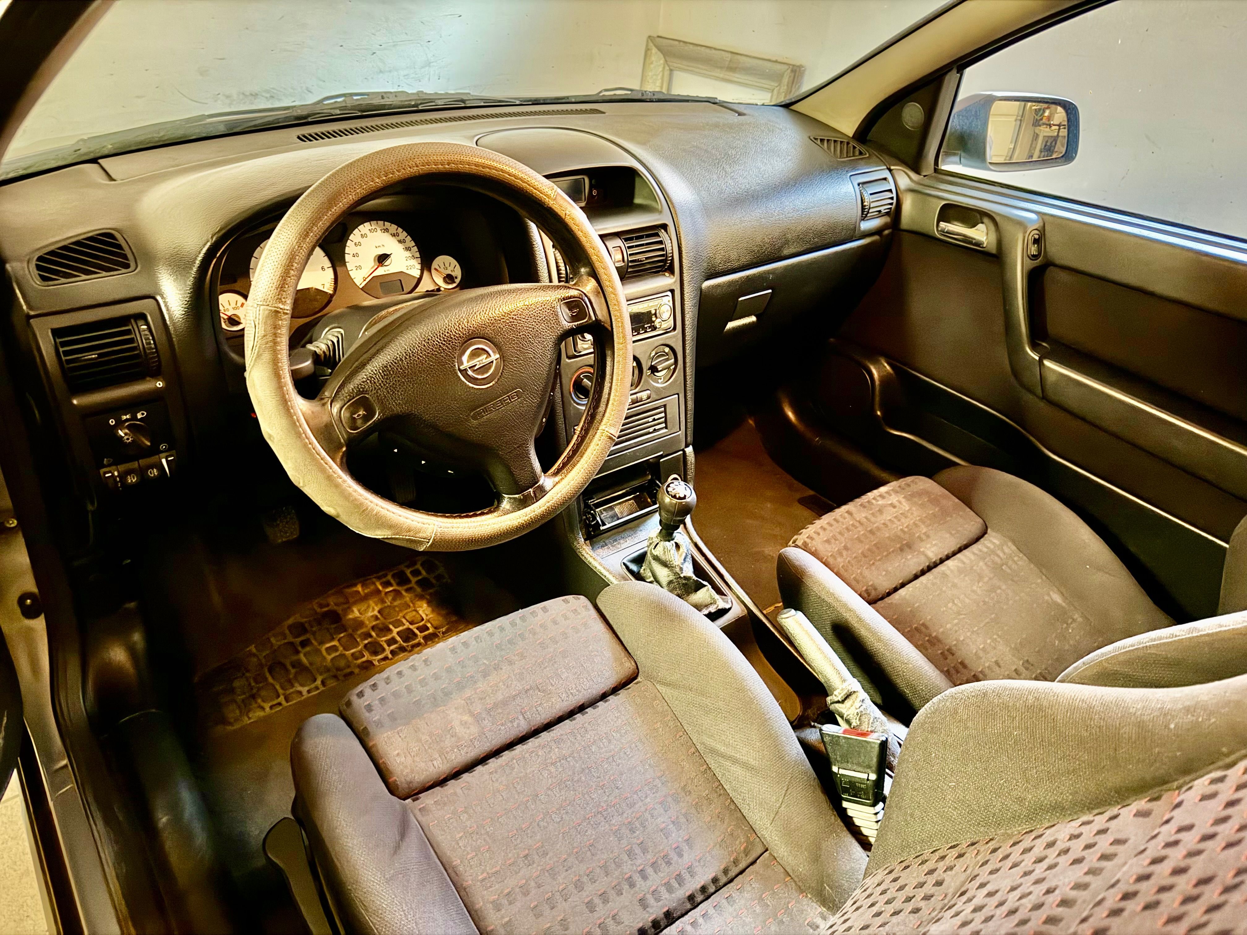 Opel Astra - fotka 6