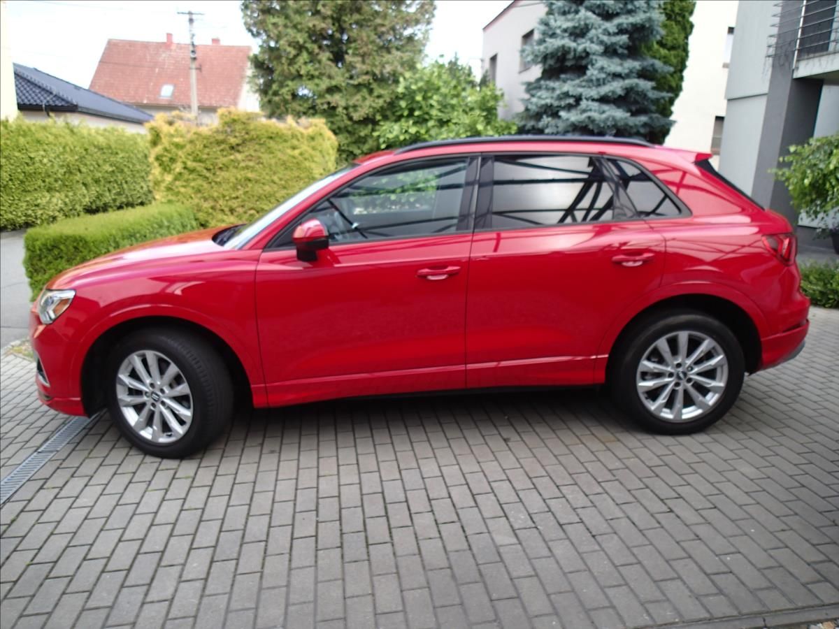 Audi Q3, 2,0 TSFi Quattro DSG - fotka 2