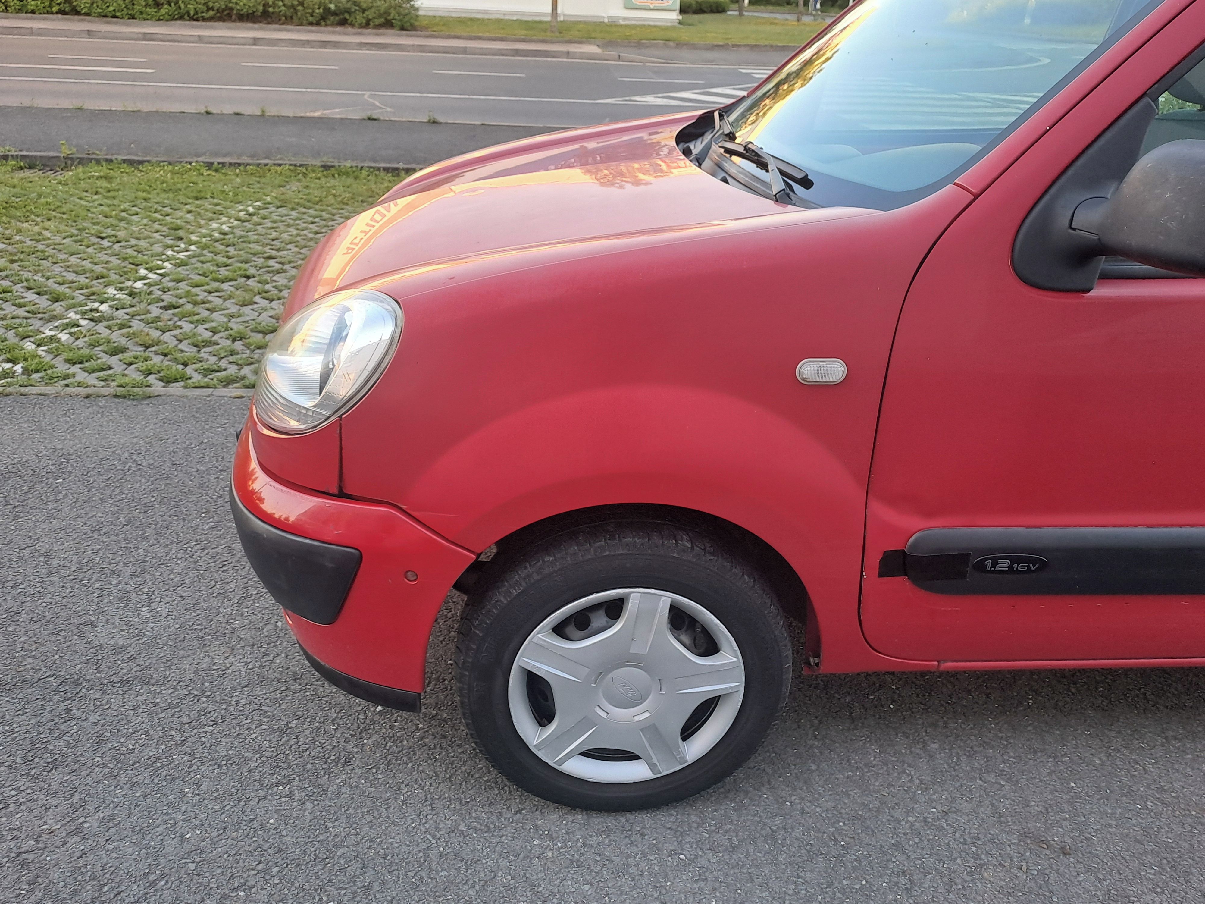Renault Kangoo, 1.2i 1.MAJ NOVÁ STK DO 06/2028 - fotka 4
