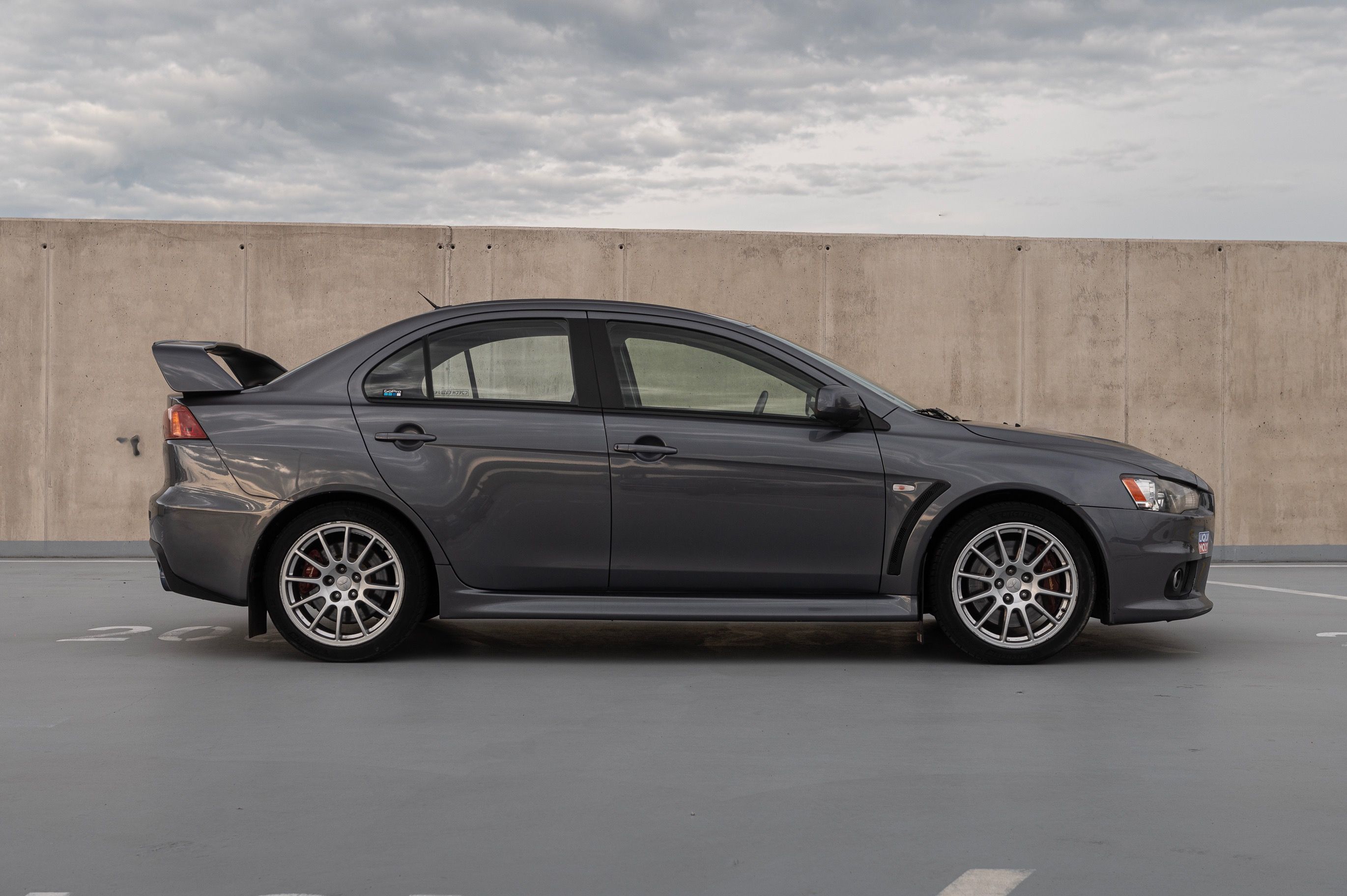 Mitsubishi Lancer, Evo X Manual - fotka 4