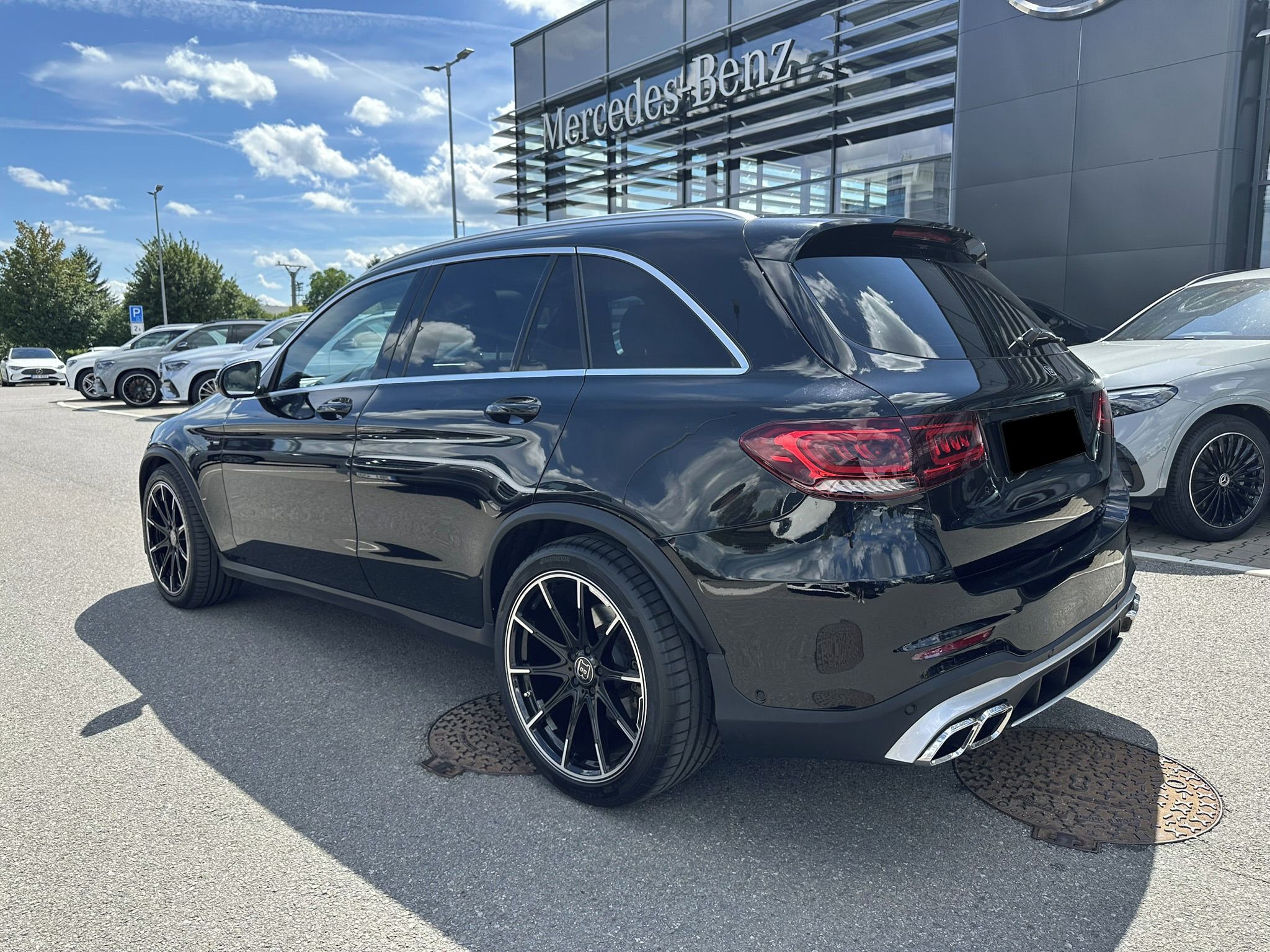 Mercedes-Benz GLC, AMG GLC63s OPTIK 4MATIC+ 250d - fotka 4