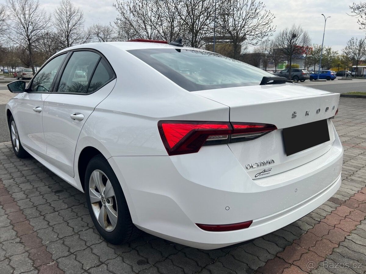 Škoda Octavia, 2.0TDi ČR , Liftback - fotka 3
