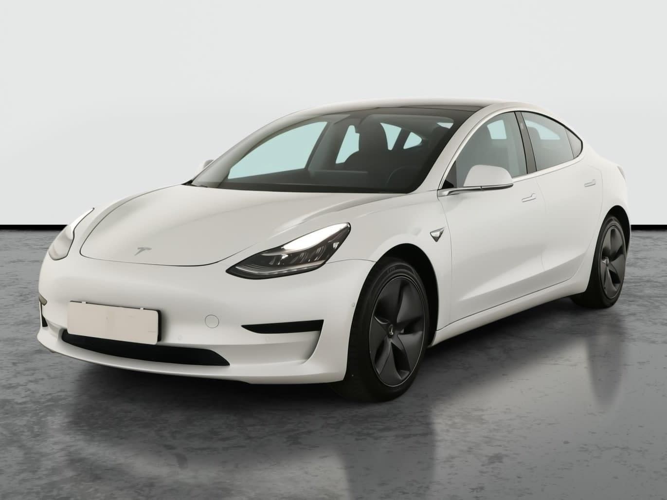 Tesla Model 3, Std Range Plus 52kWh, SoH 82% - fotka 2