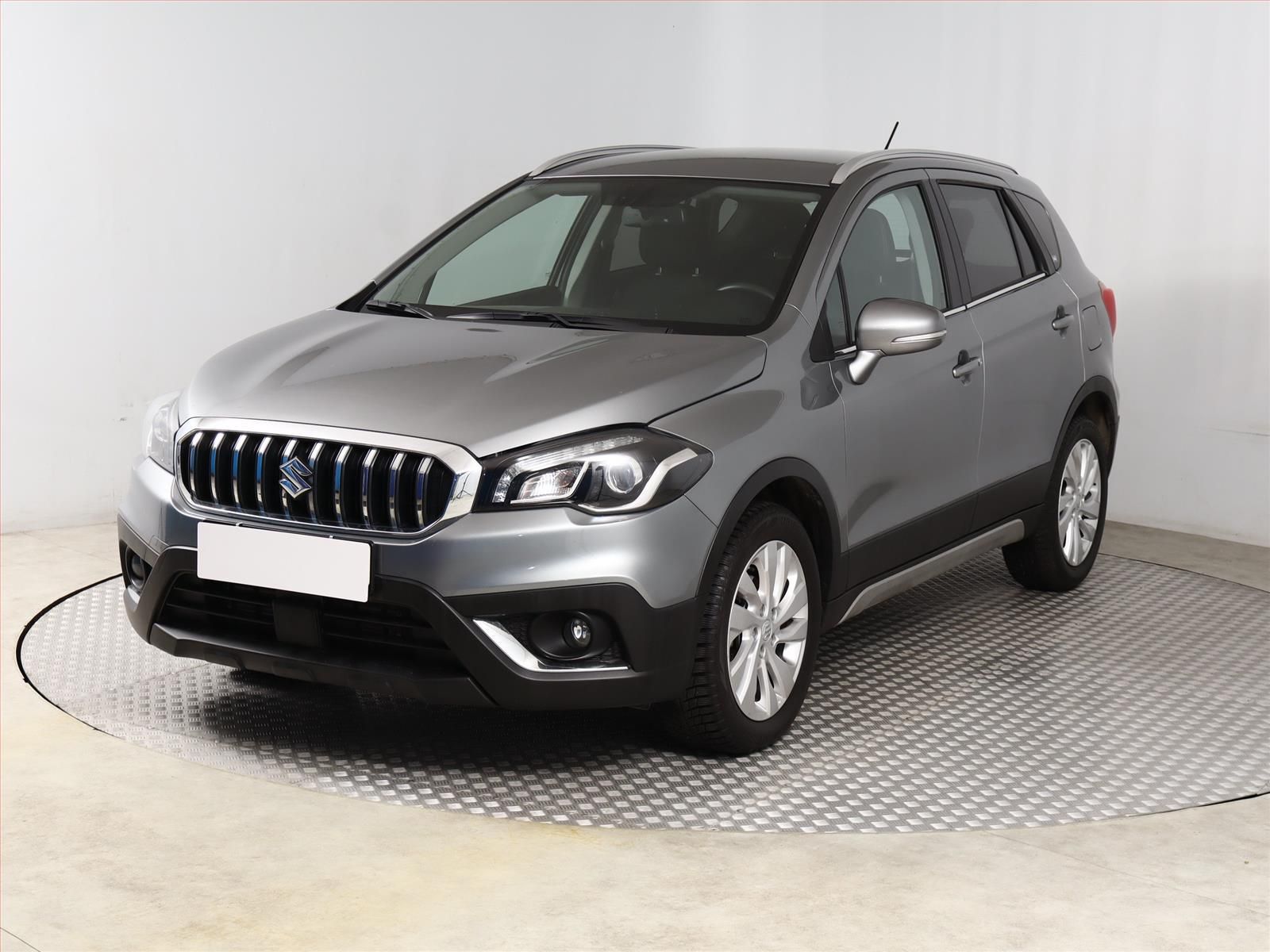 Suzuki SX4 S-Cross, 1.0 BoosterJet, Premium, ČR - fotka 2