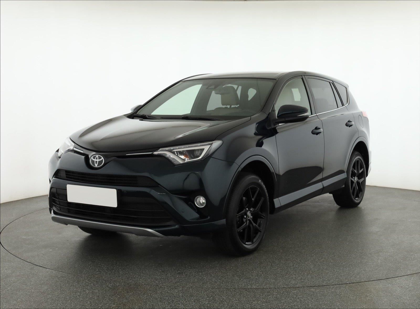 Toyota Rav4, 2.0 D-4D, Selection, ČR,1.maj - fotka 2