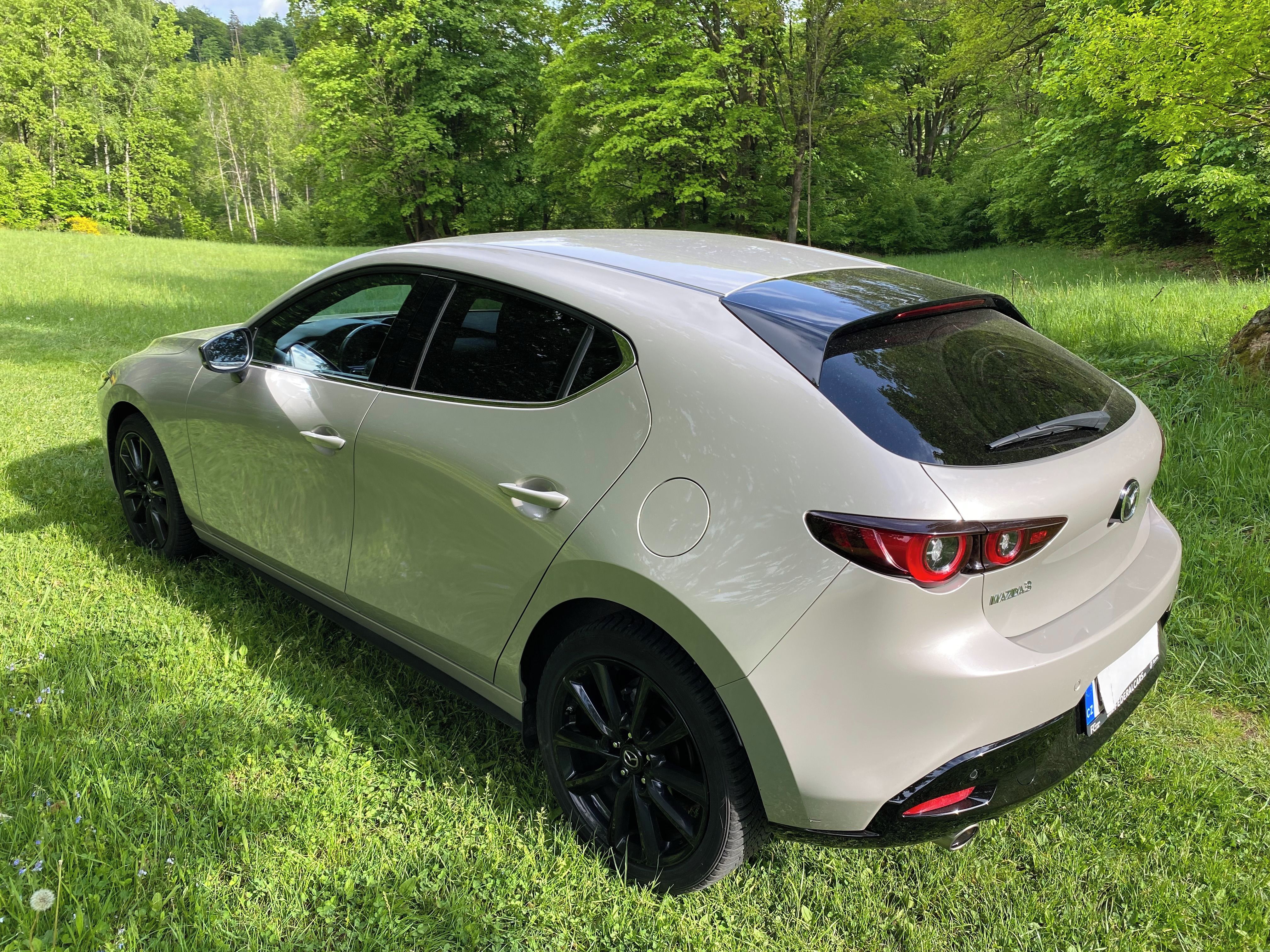 Mazda 3, záruka do 4/2027 výbava Homura - fotka 3