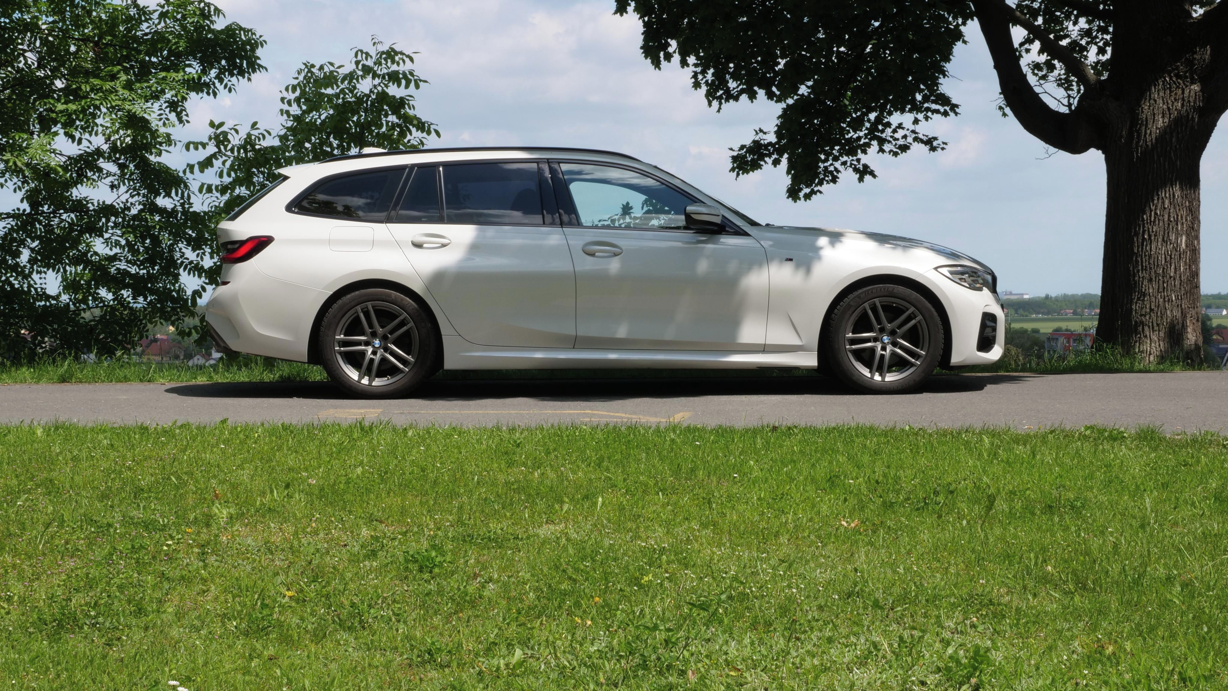 BMW Řada 3, M-Paket, 140 kW - fotka 3