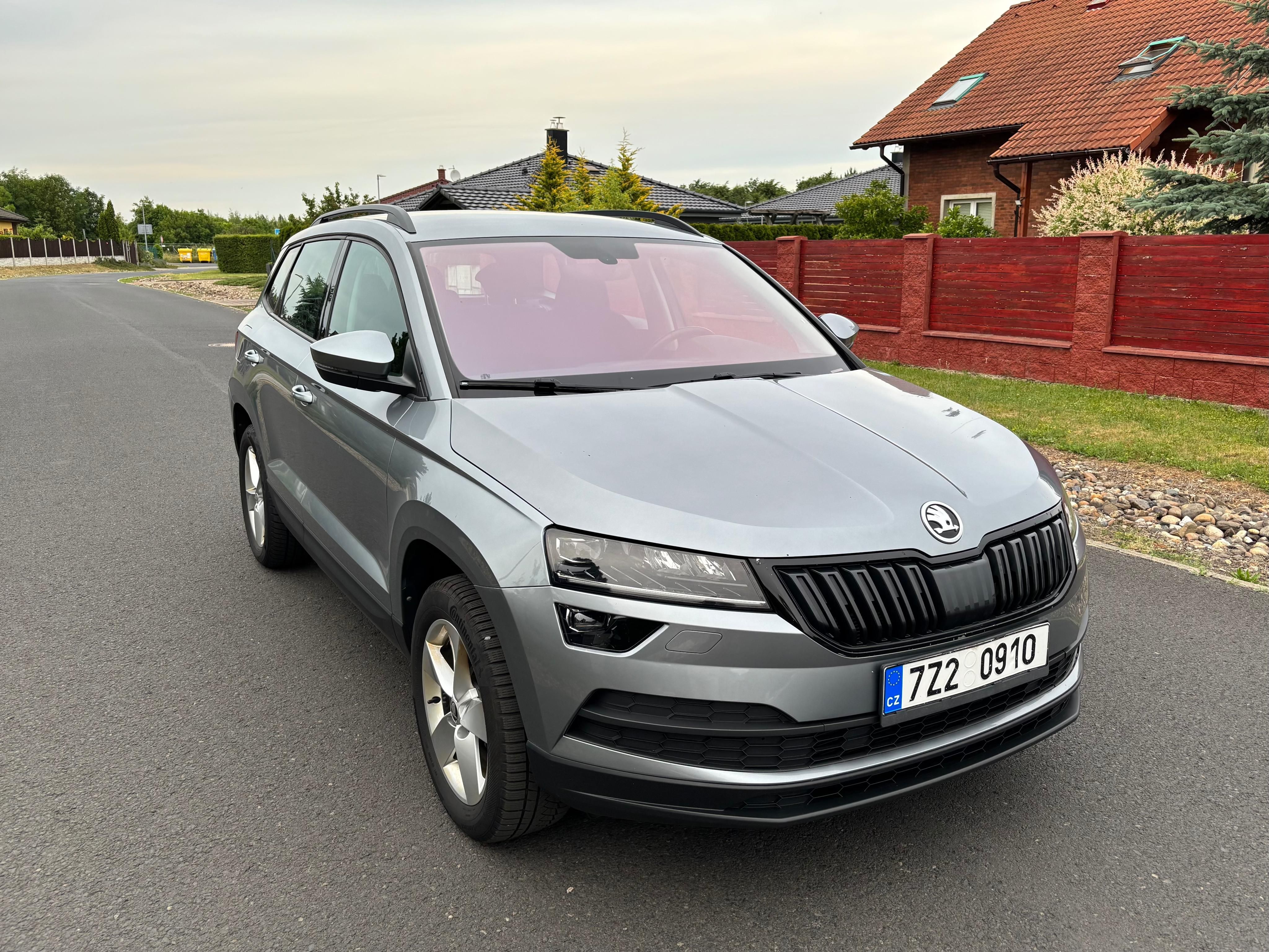 Škoda Karoq, 2.0TDI DSG 4x4 - fotka 2