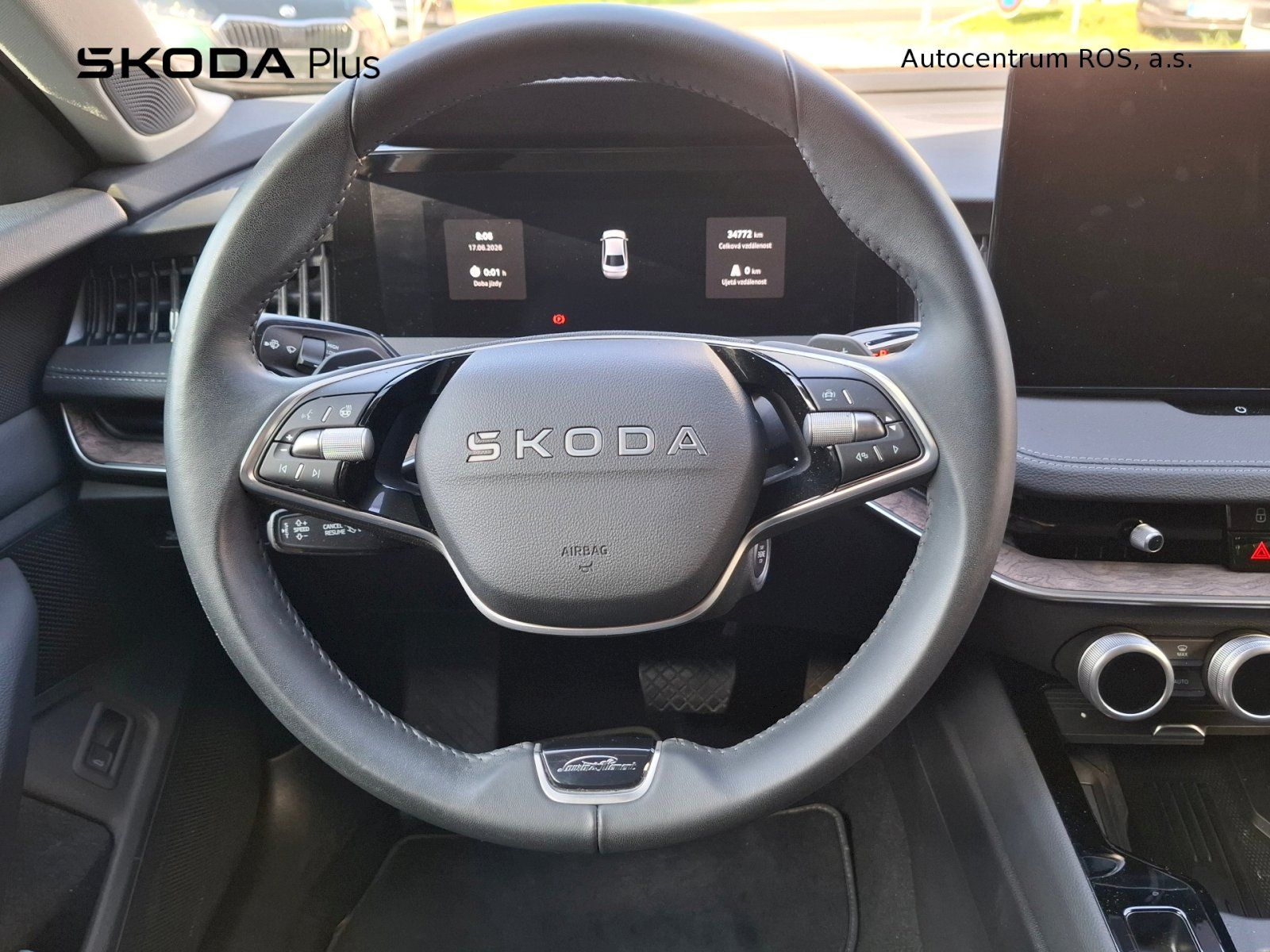 Škoda Superb, L&K TD 142/2.0 A7A - fotka 5