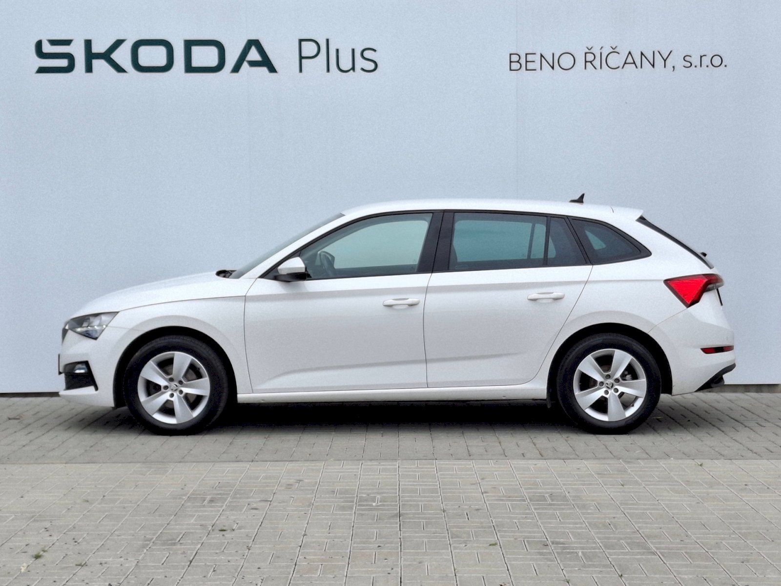 Škoda Scala, Ambition 1,0TSi 81kW - fotka 3