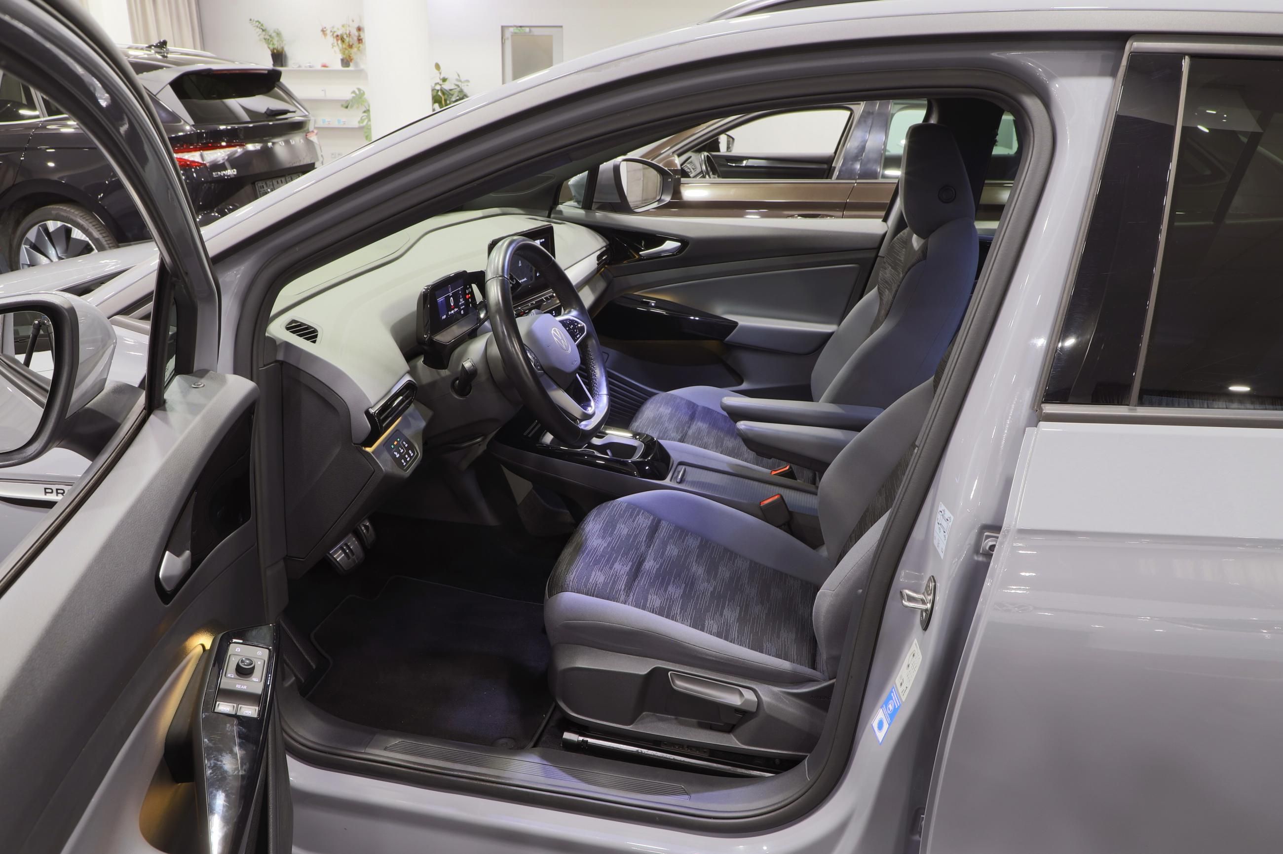 Volkswagen ID.4, Pro 150kW / IQ.Lights / 2x ALU - fotka 6