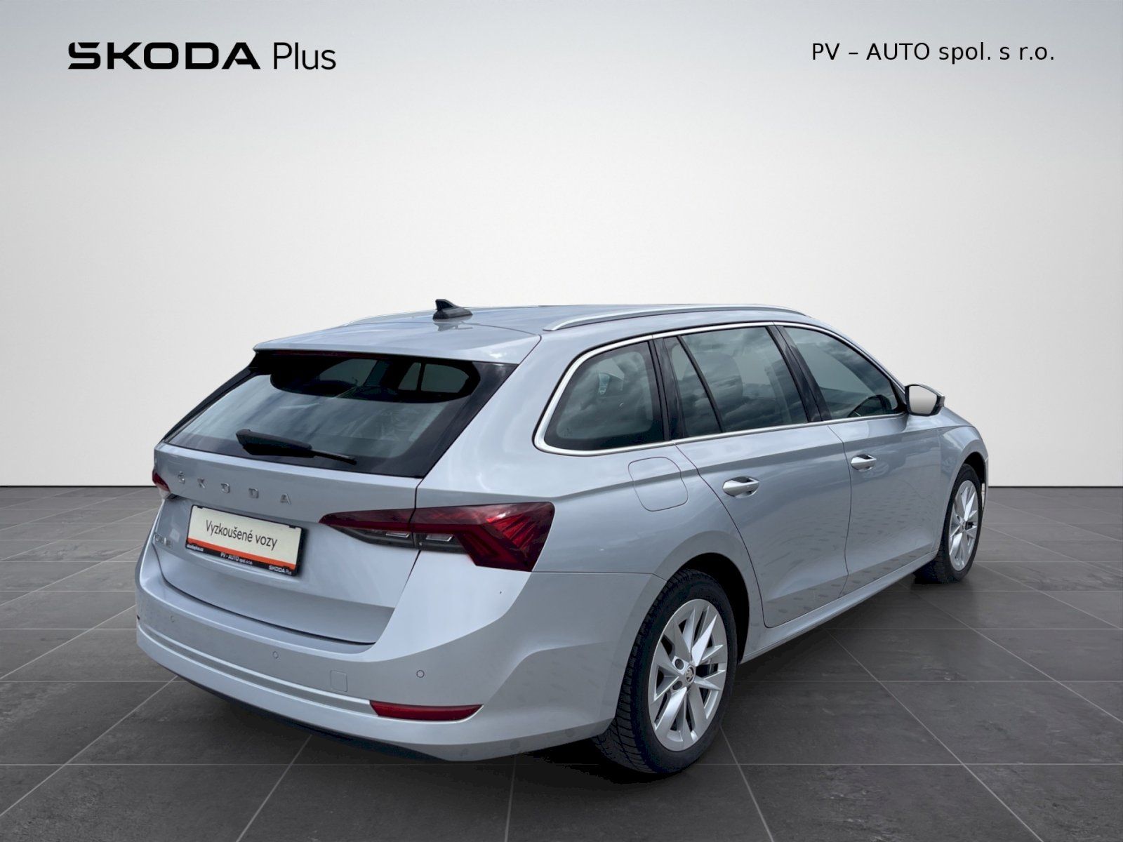 Škoda Octavia, 1.5 TSI 110kW Style Plus Combi - fotka 2