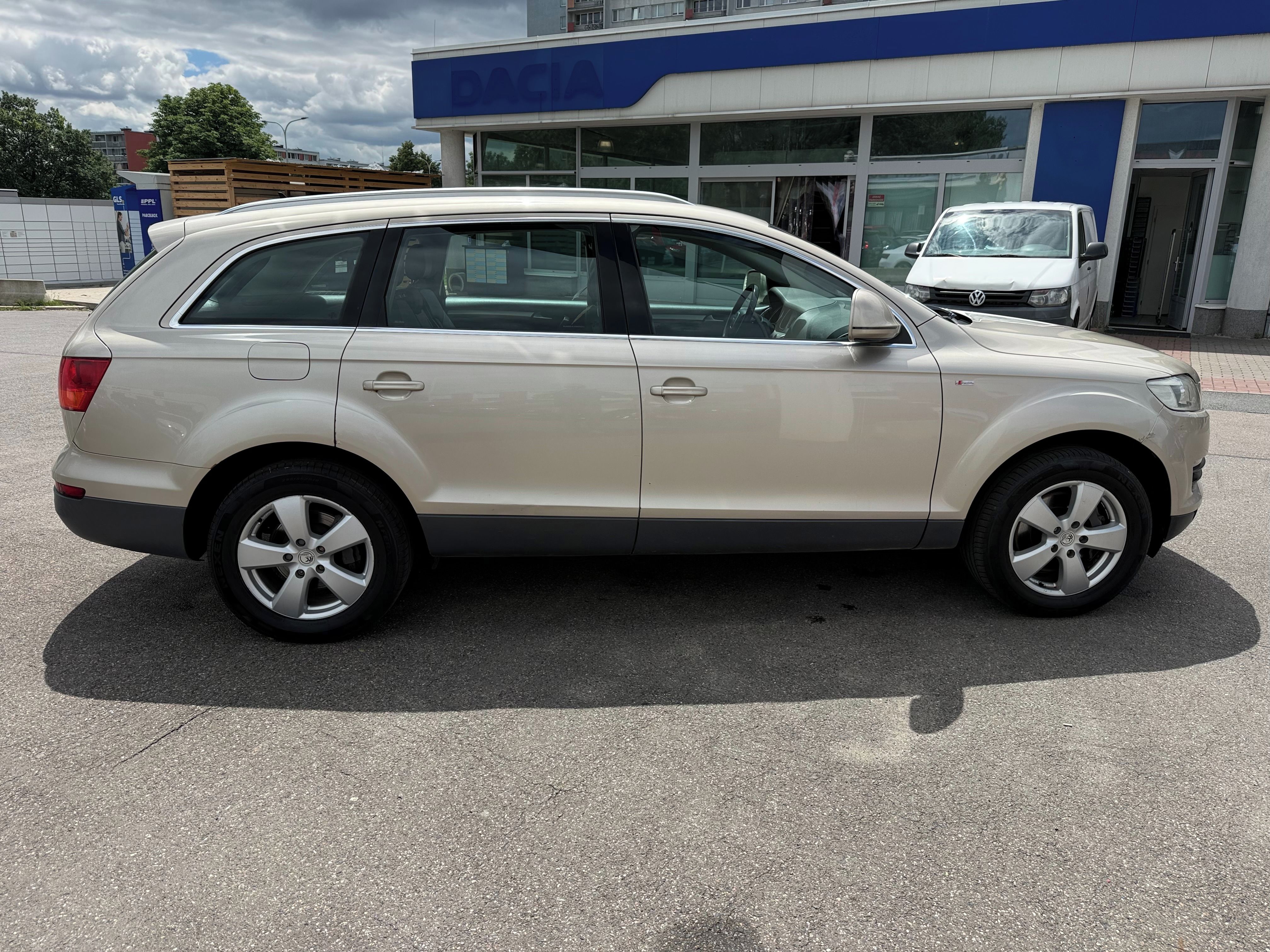 Audi Q7, 3,0 TDI V6 QUATTRO - fotka 5
