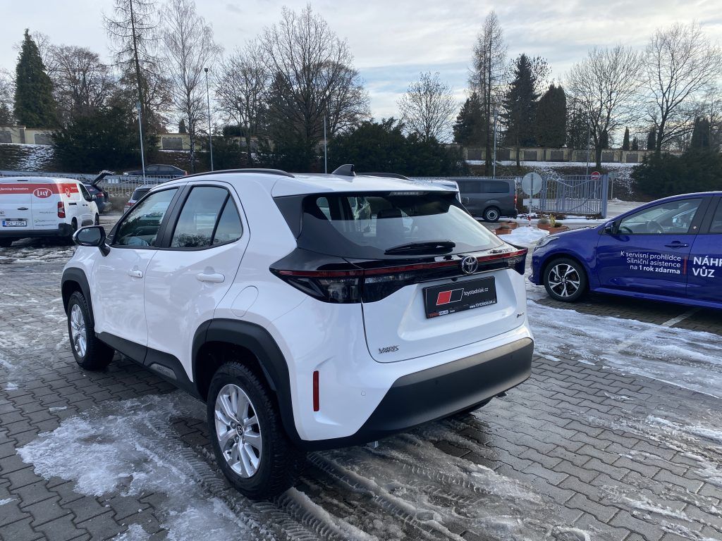 Toyota Yaris Cross, 1.5 Hybrid 116 2x4 Comfort - fotka 6