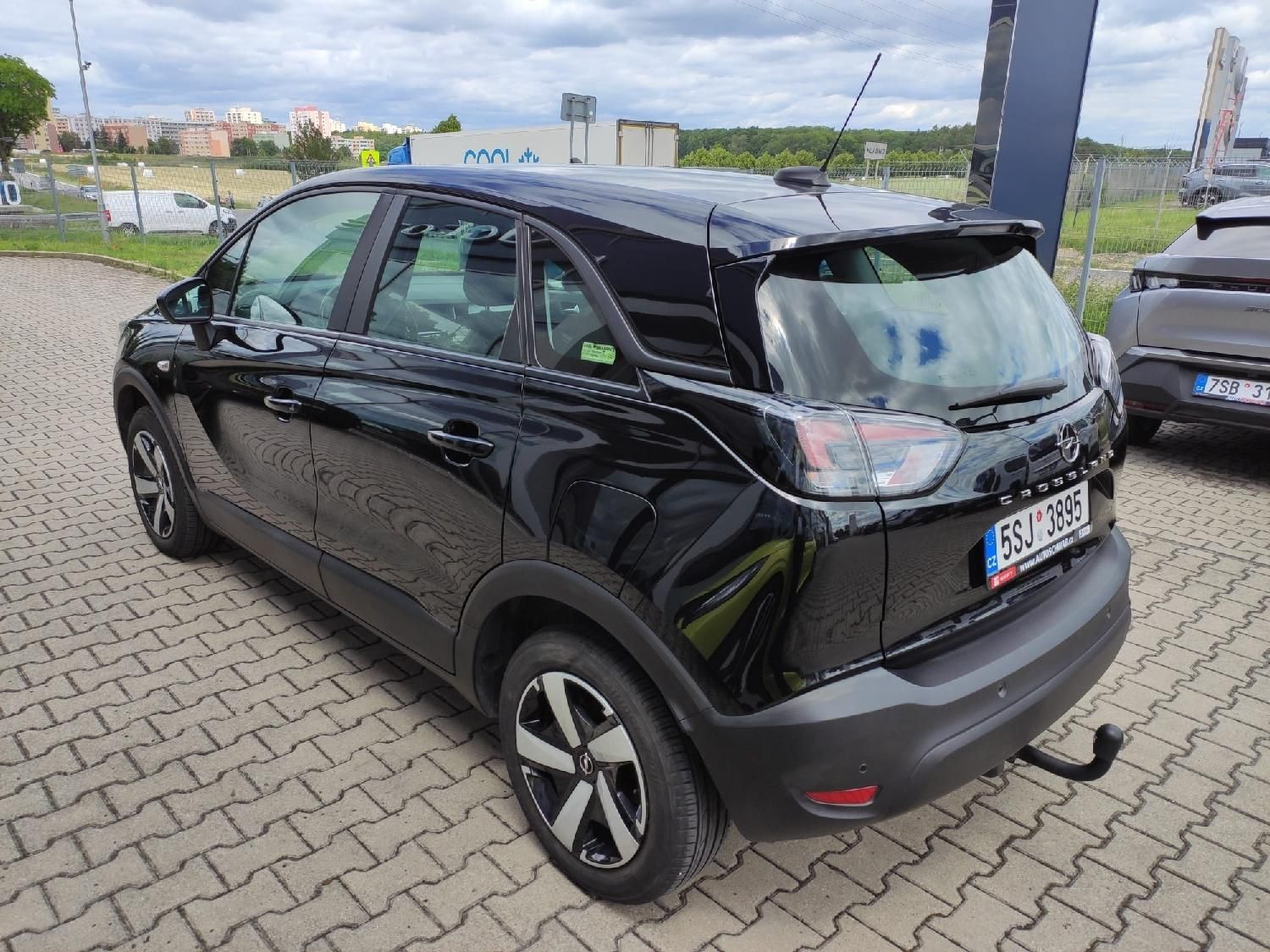 Opel Crossland, 1.2 110k MAN 6 TZ 1. majitel - fotka 3
