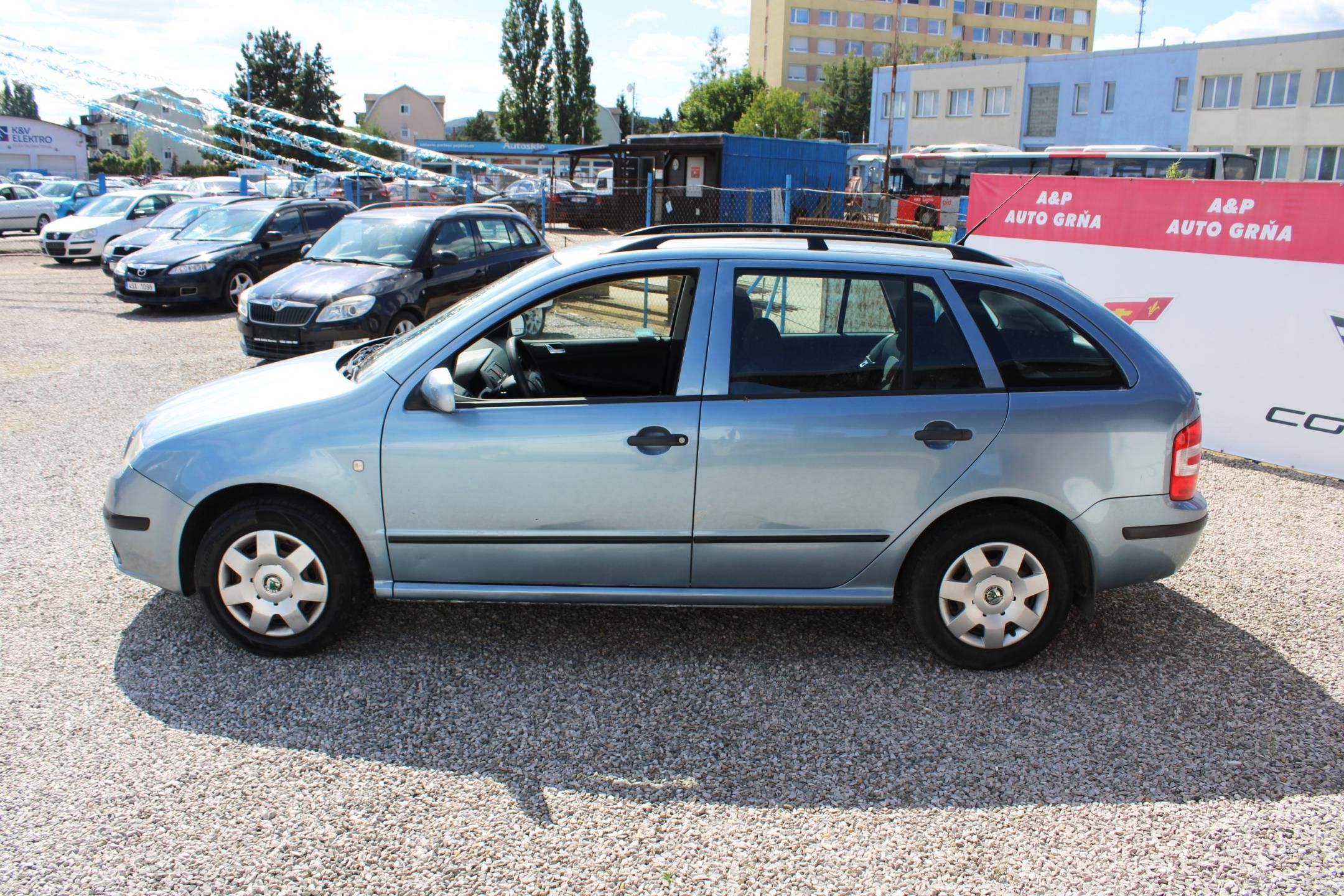 Škoda Fabia, 1,2i EL.OKNA SERVO ABS - fotka 4