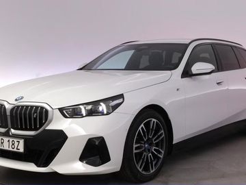 eDrive40 Touring SoH 97% Tažné