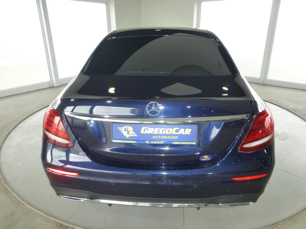 Mercedes-Benz Třídy E, 220D*VYHŘ.SED**LED*4X4**KAMERA - fotka 6