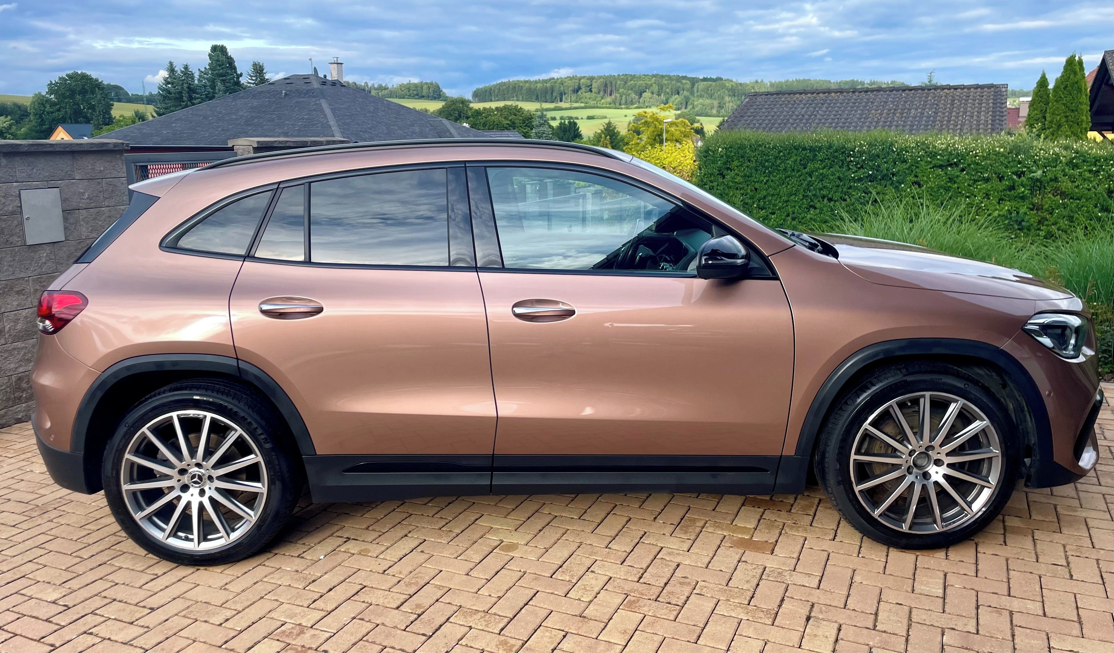 Mercedes-Benz GLA, 220D 4MATIC AMG,TZ,zimní pneu