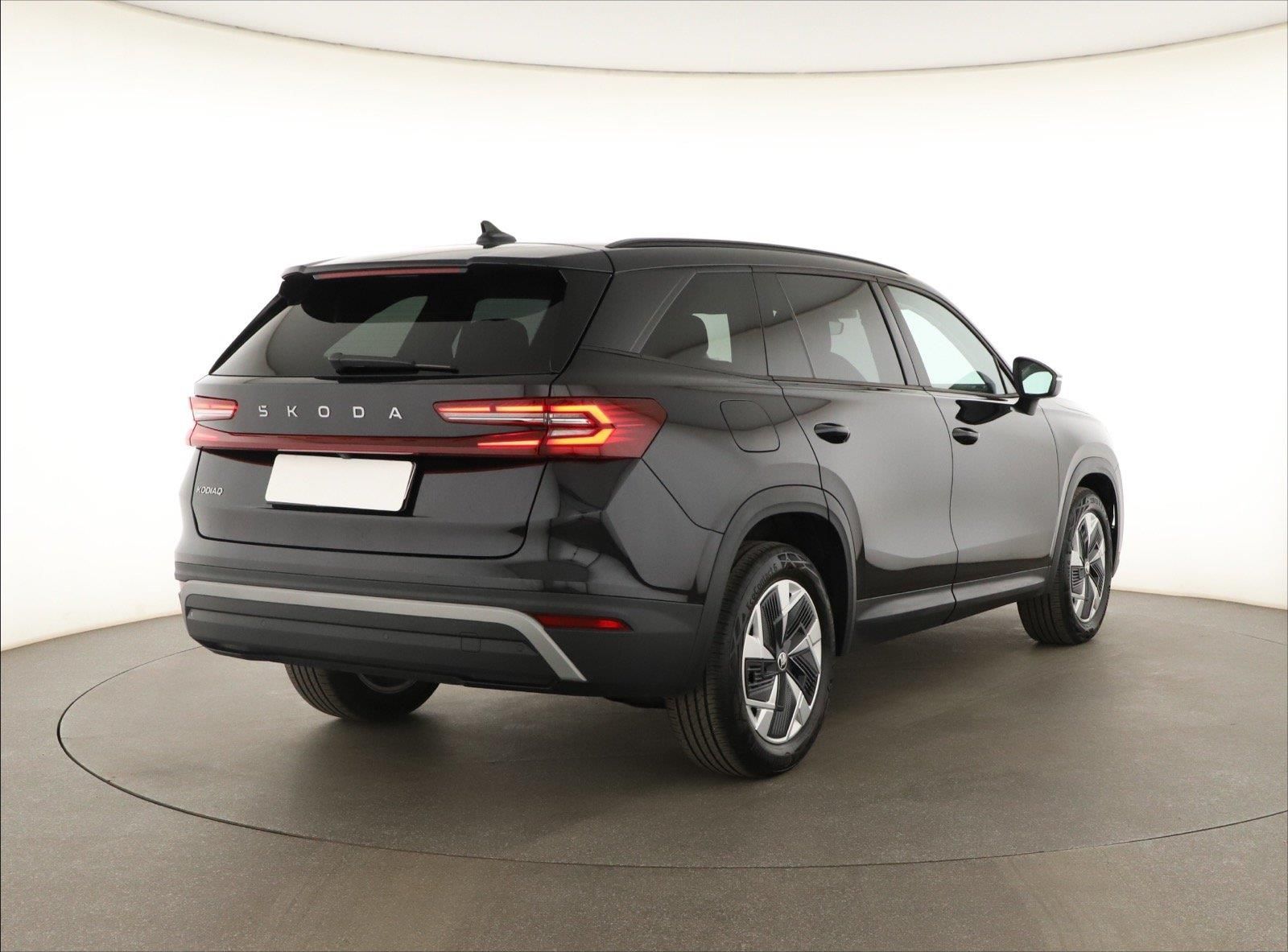 Škoda Kodiaq, 2.0 TDI, SELECTION, DPH - fotka 5