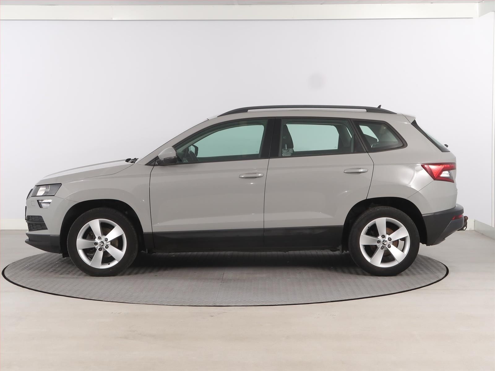 Škoda Karoq, 1.6 TDI, Ambition, ČR,1.maj - fotka 3