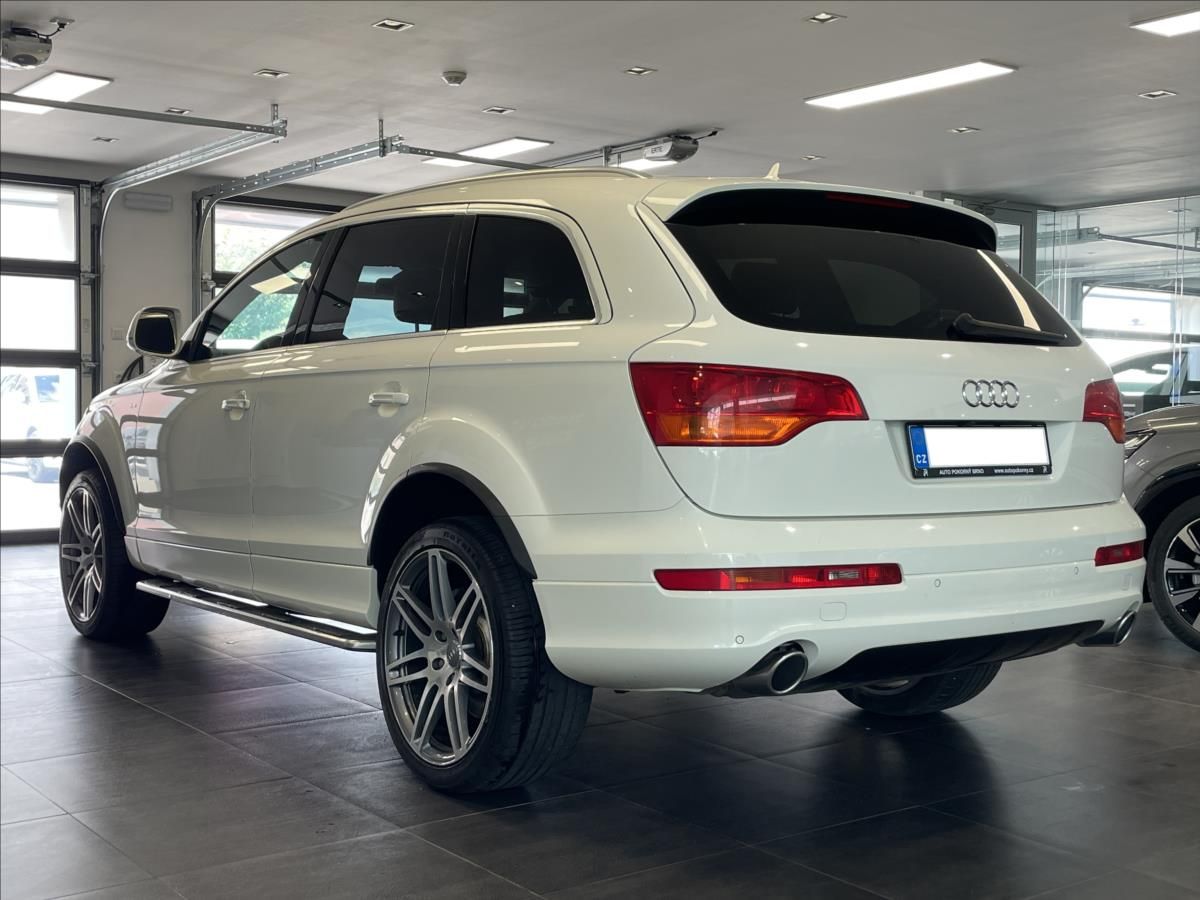 Audi Q7, 4,2 TDI 240kW S-LINE Quattro - fotka 3