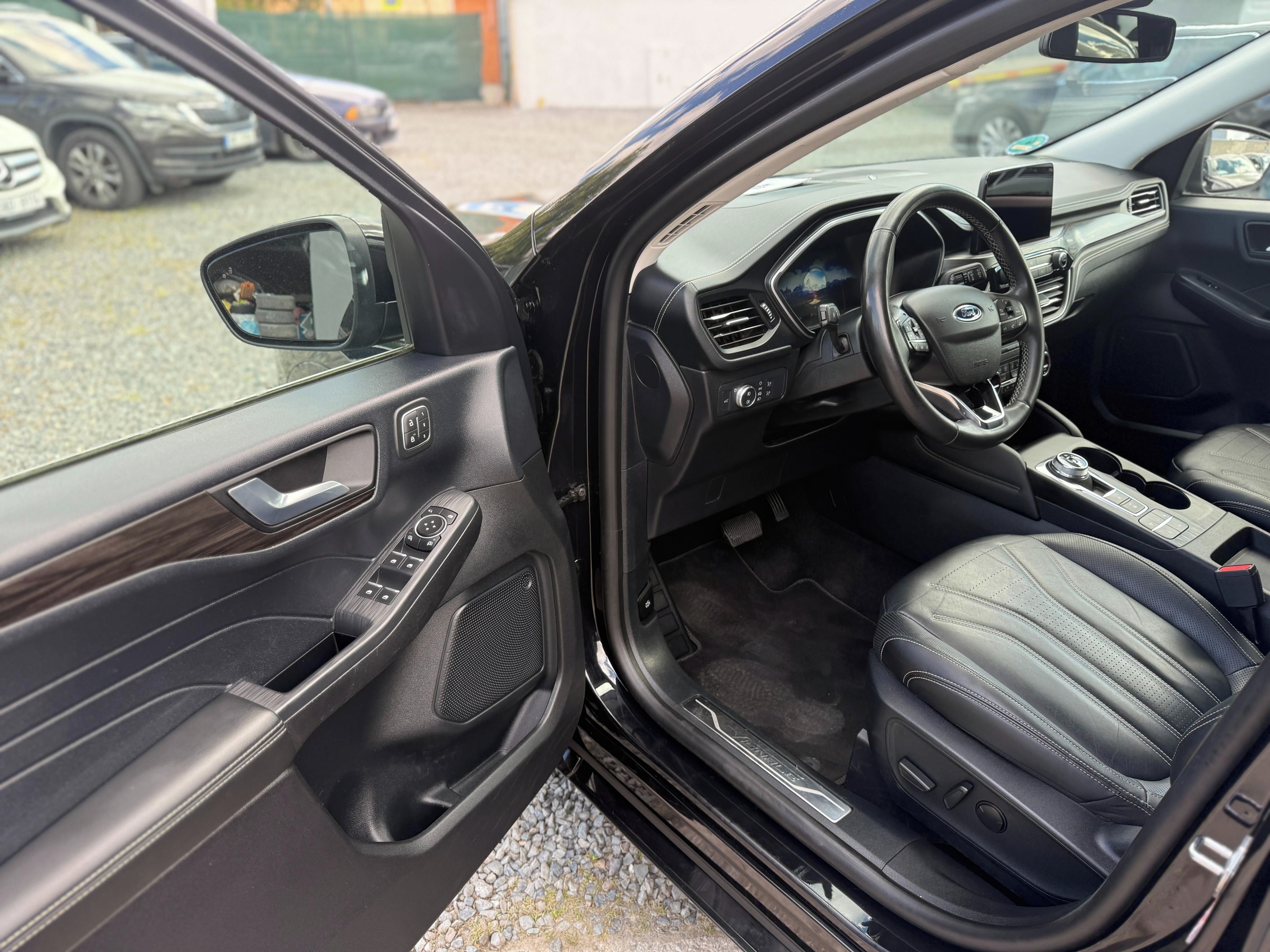 Ford Kuga, 2.0 4x4 VIGNALE - fotka 6